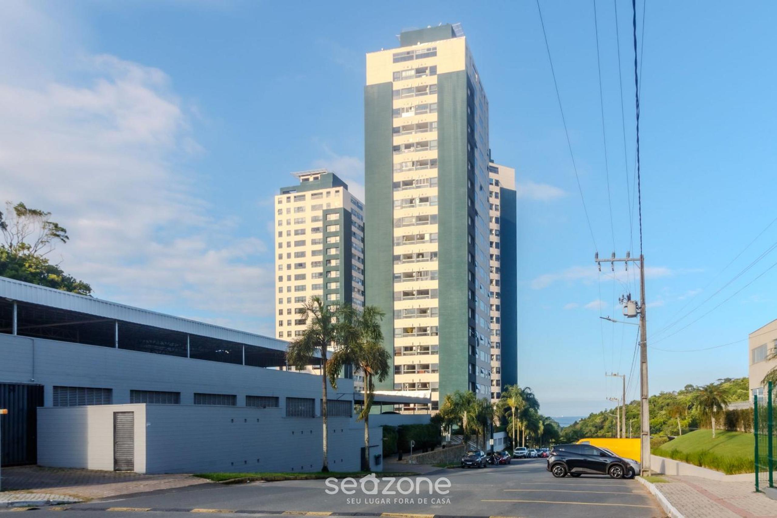 Beautiful Apartment in Building with Pool MPB0034