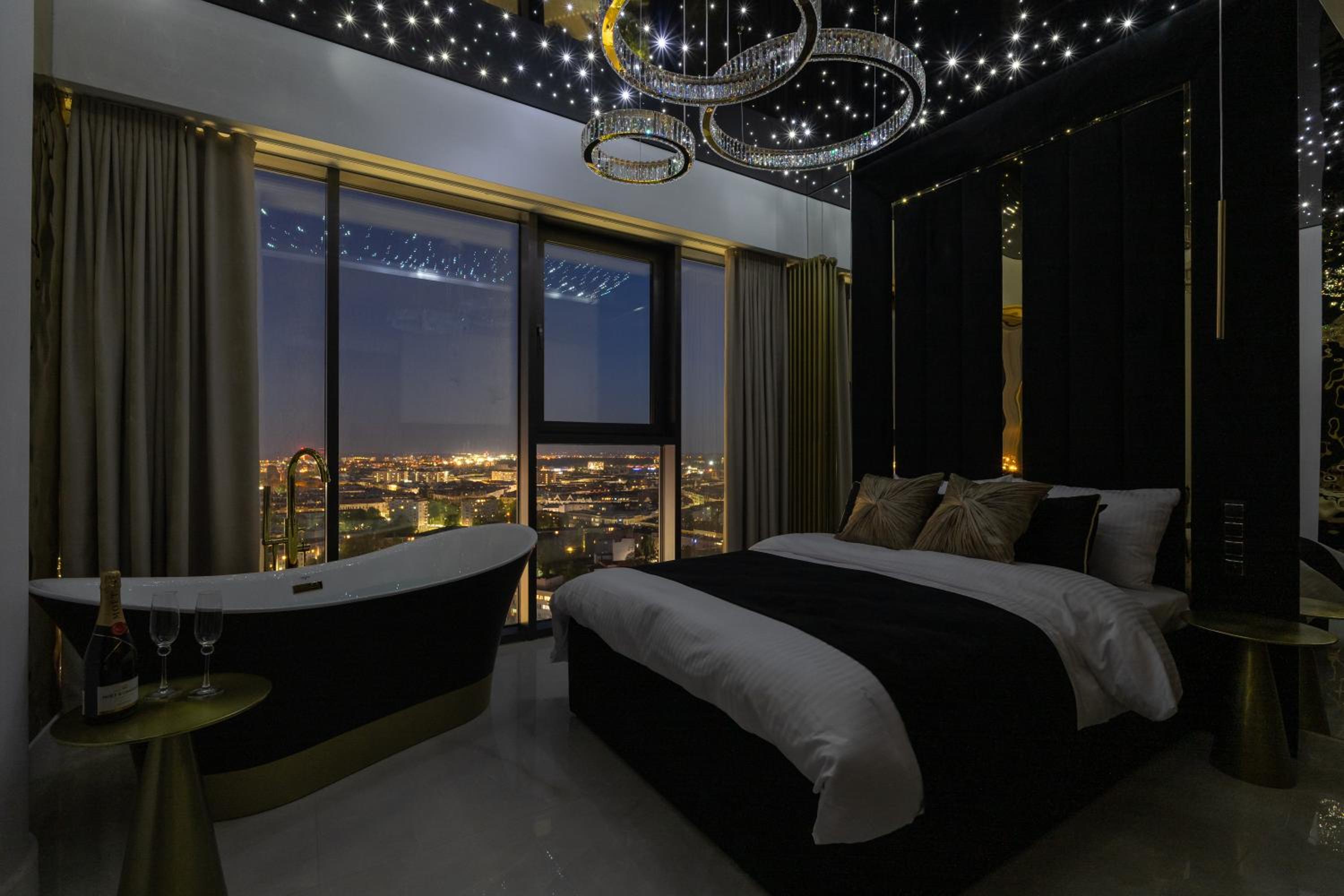 Goldstar Apartament- Wanna z widokiem, 19 Piętro, Hanza Tower Szczecin