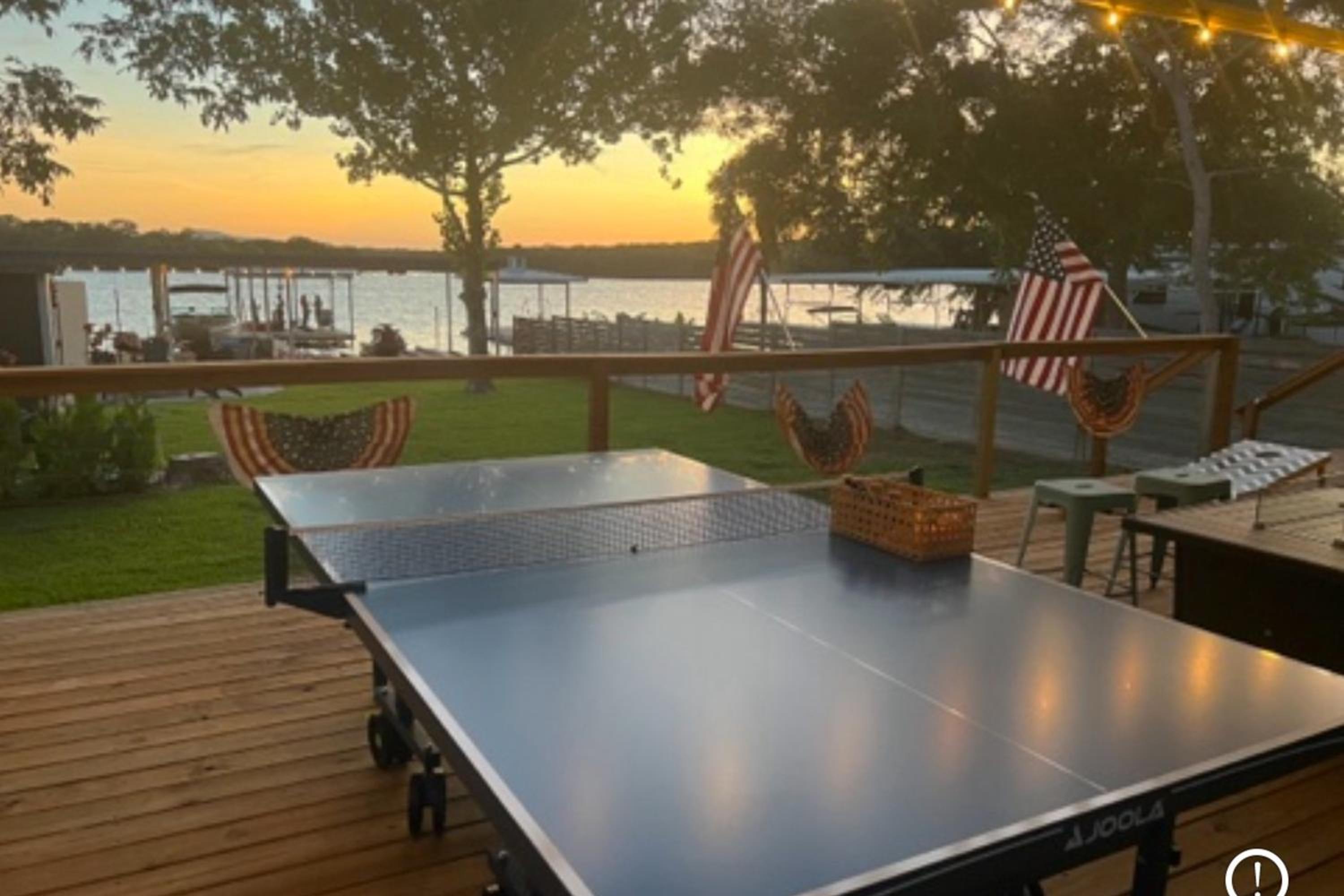 Open Water Sunset Kingsland Lakehouse with Boat Slip