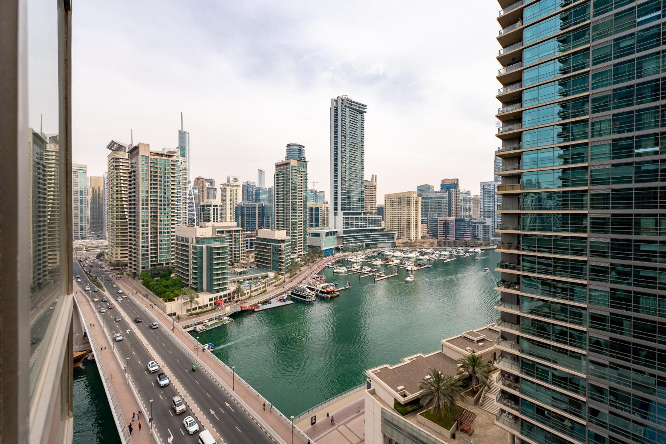 Marina Quays West, Dubai Marina - Mint Stay