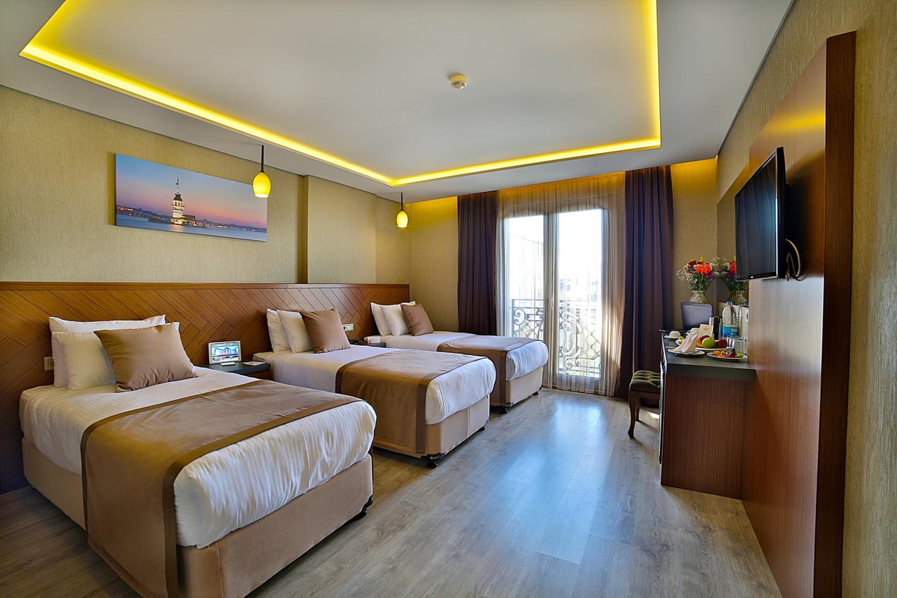 Corner Hotel Laleli - Image 14