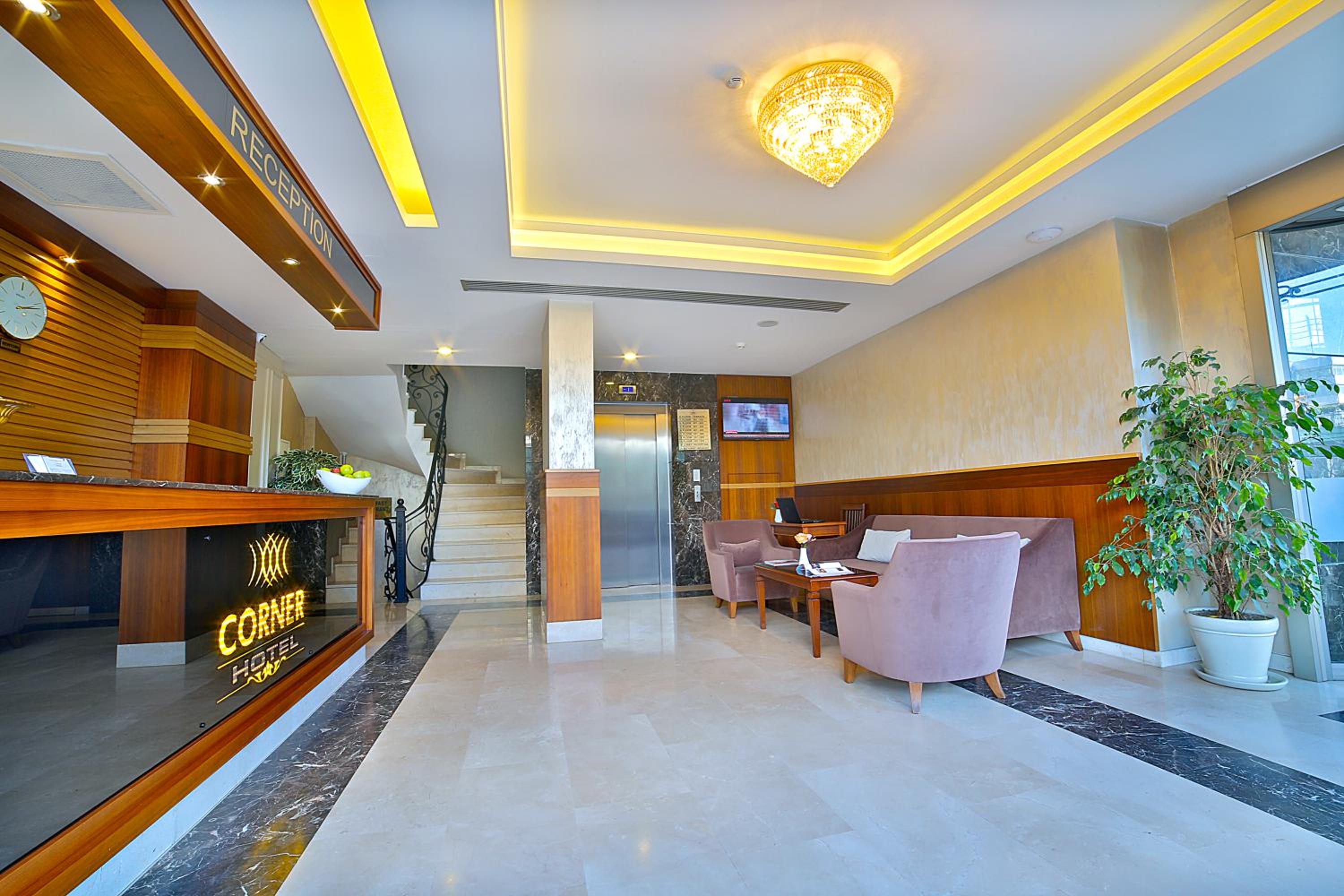 Corner Hotel Laleli - Image 19