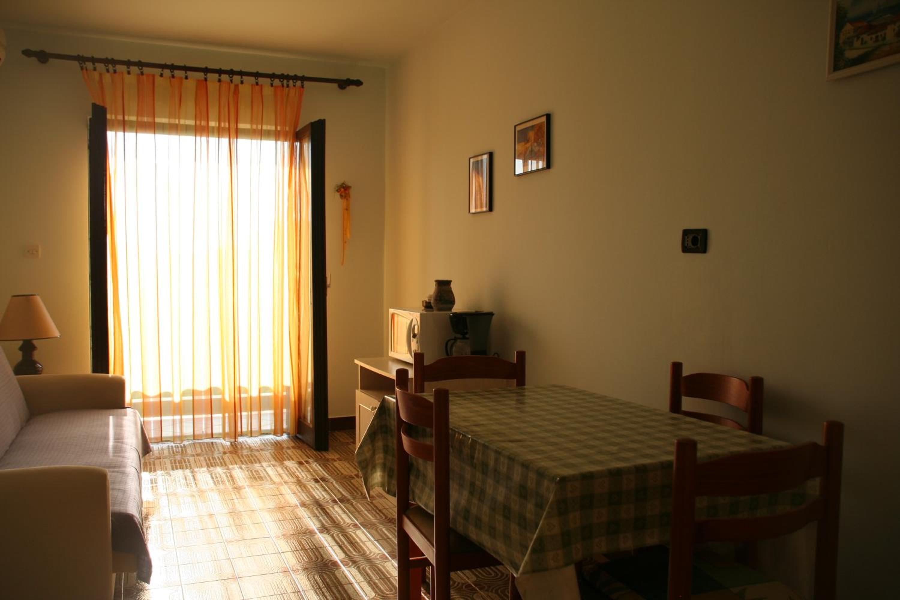 Apartments Villa Falcon view 3
