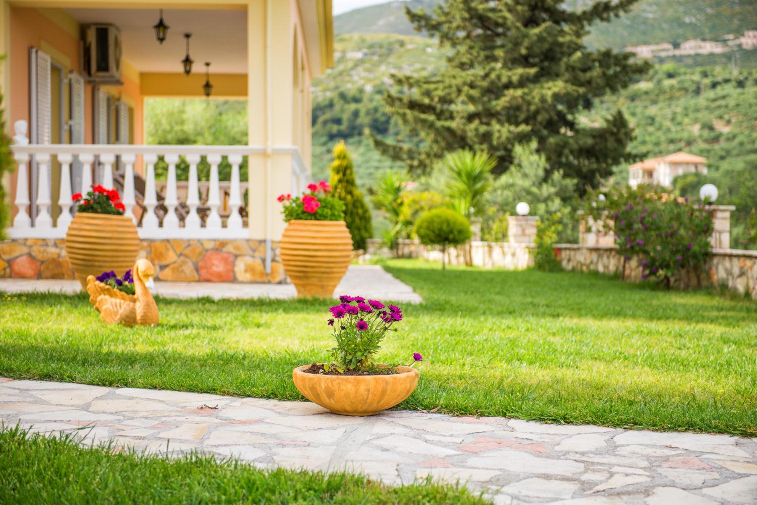 Gerovasis Apartments with Sea View