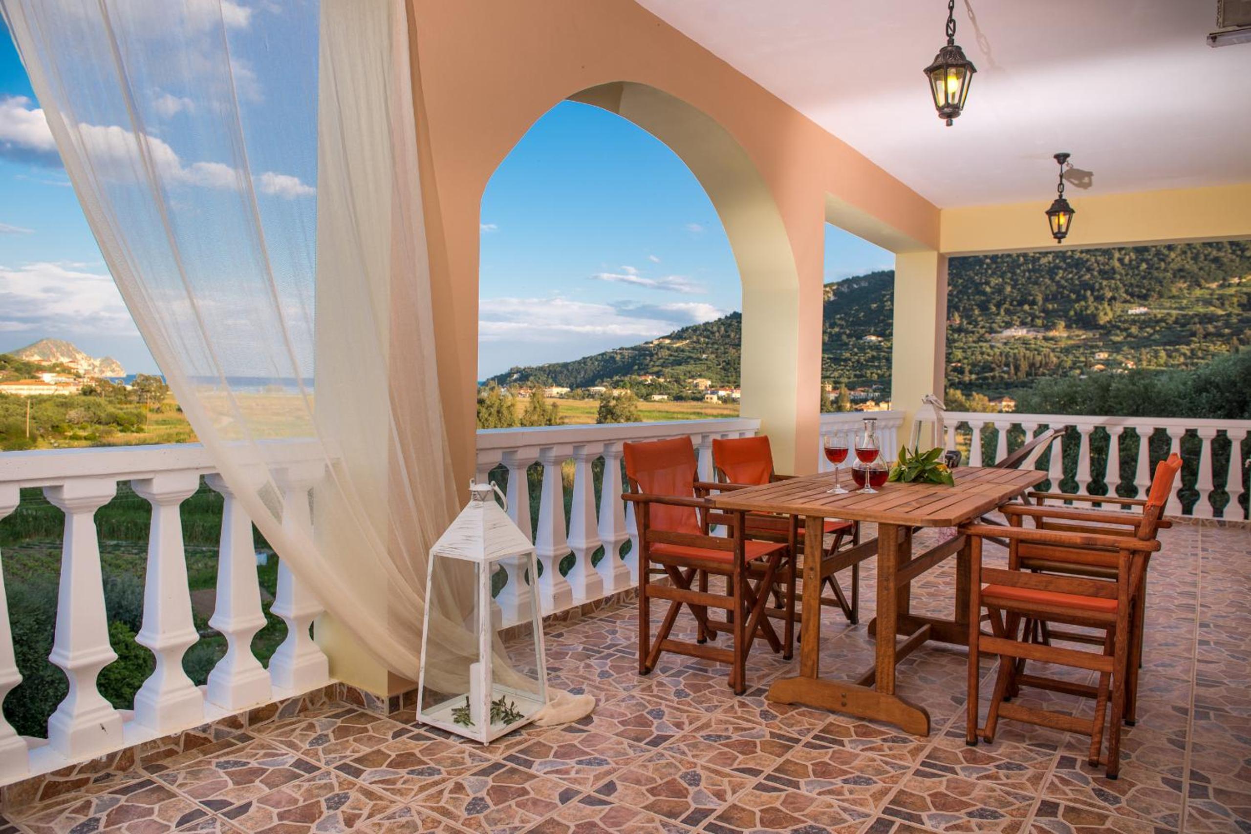 Gerovasis Apartments with Sea View