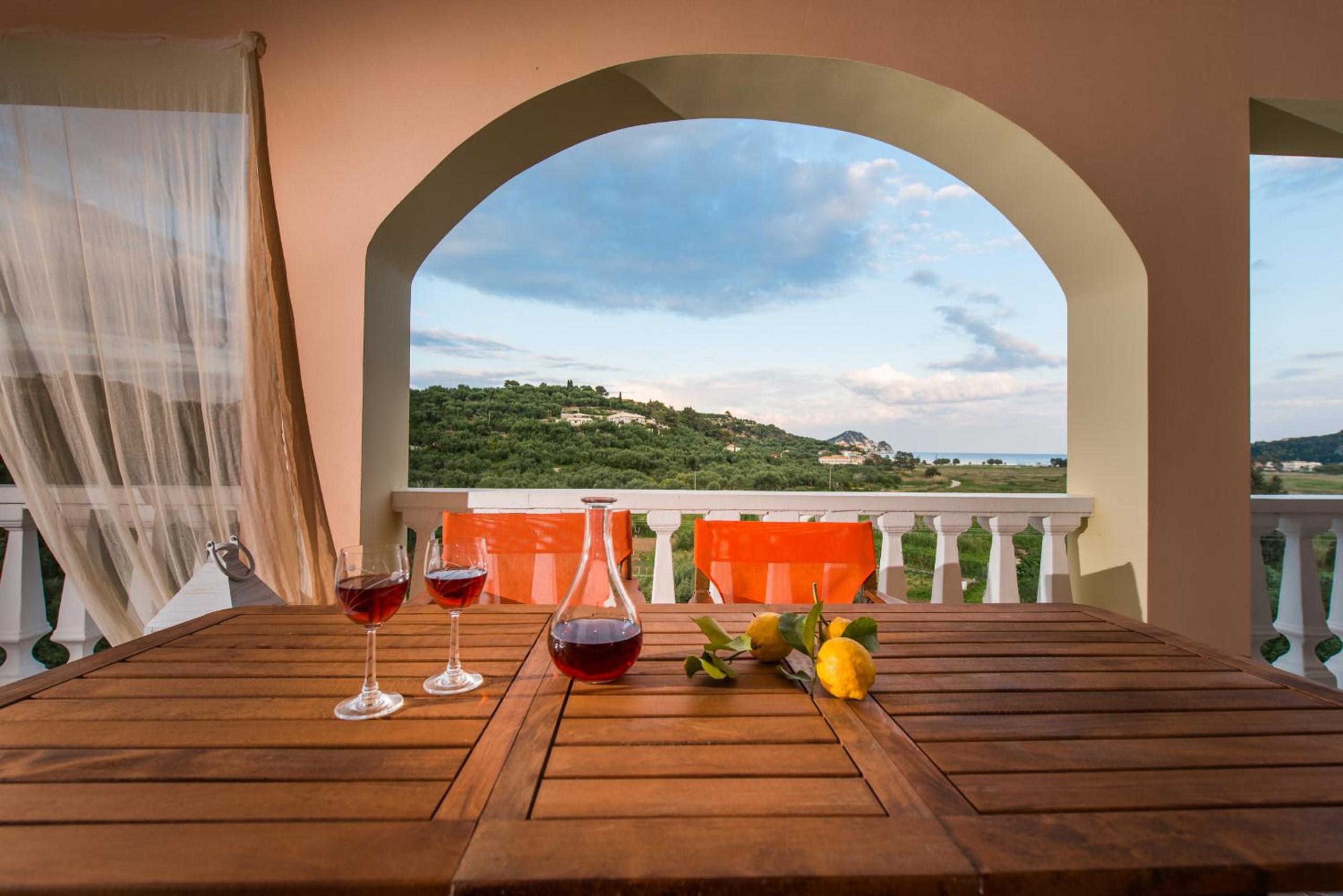 Gerovasis Apartments with Sea View