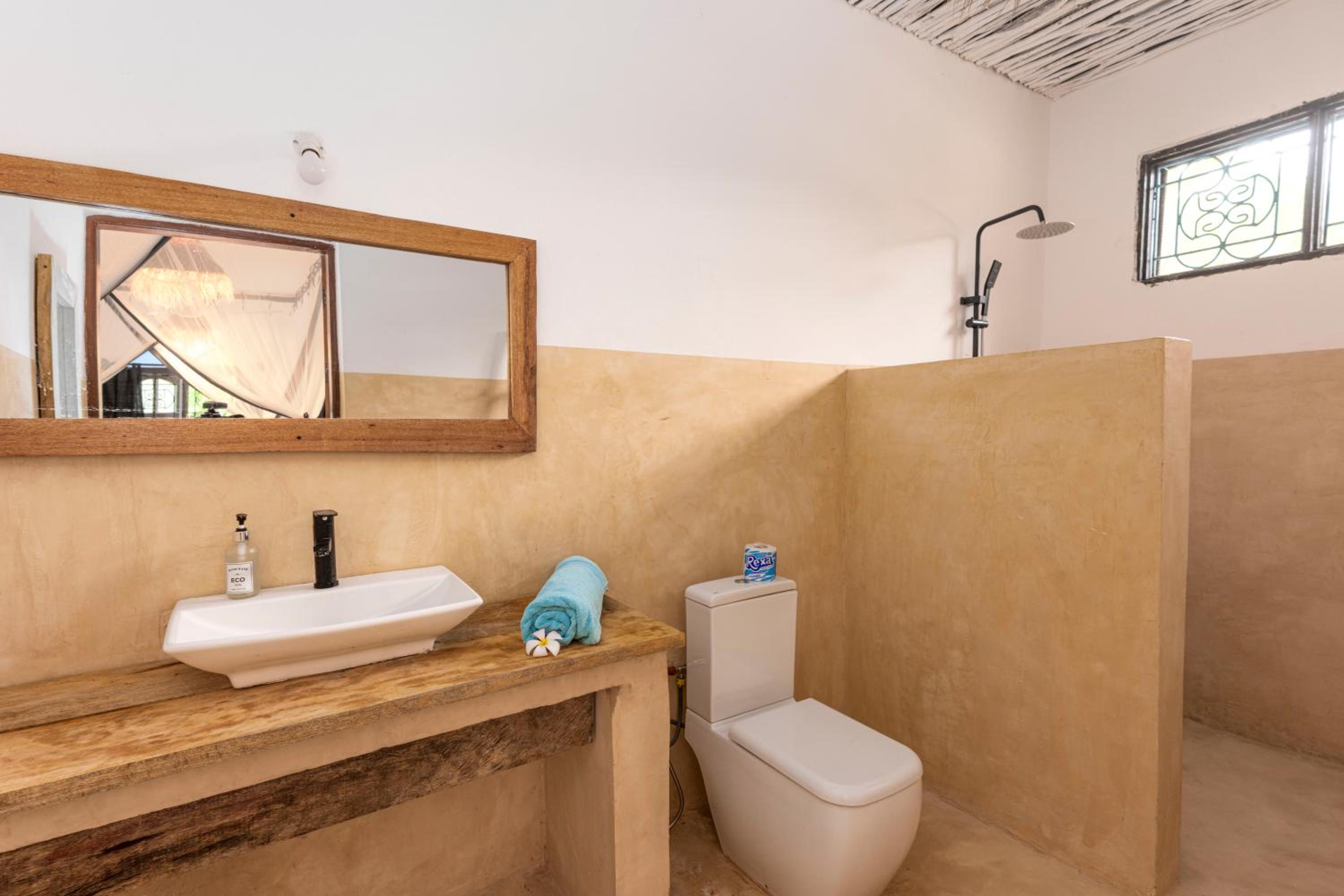 Tunda Lodge