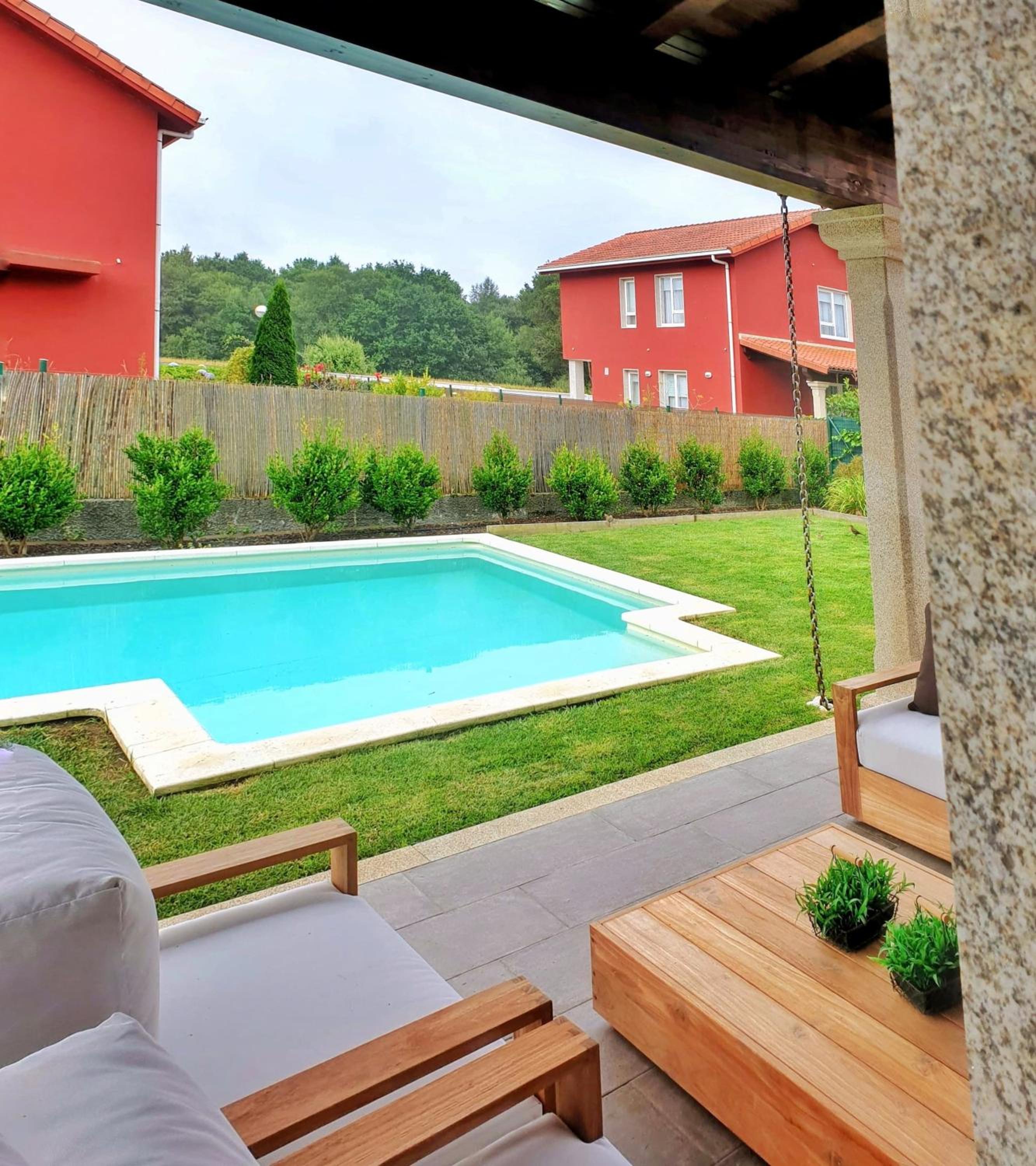 Casa con piscina Riosar Santiago