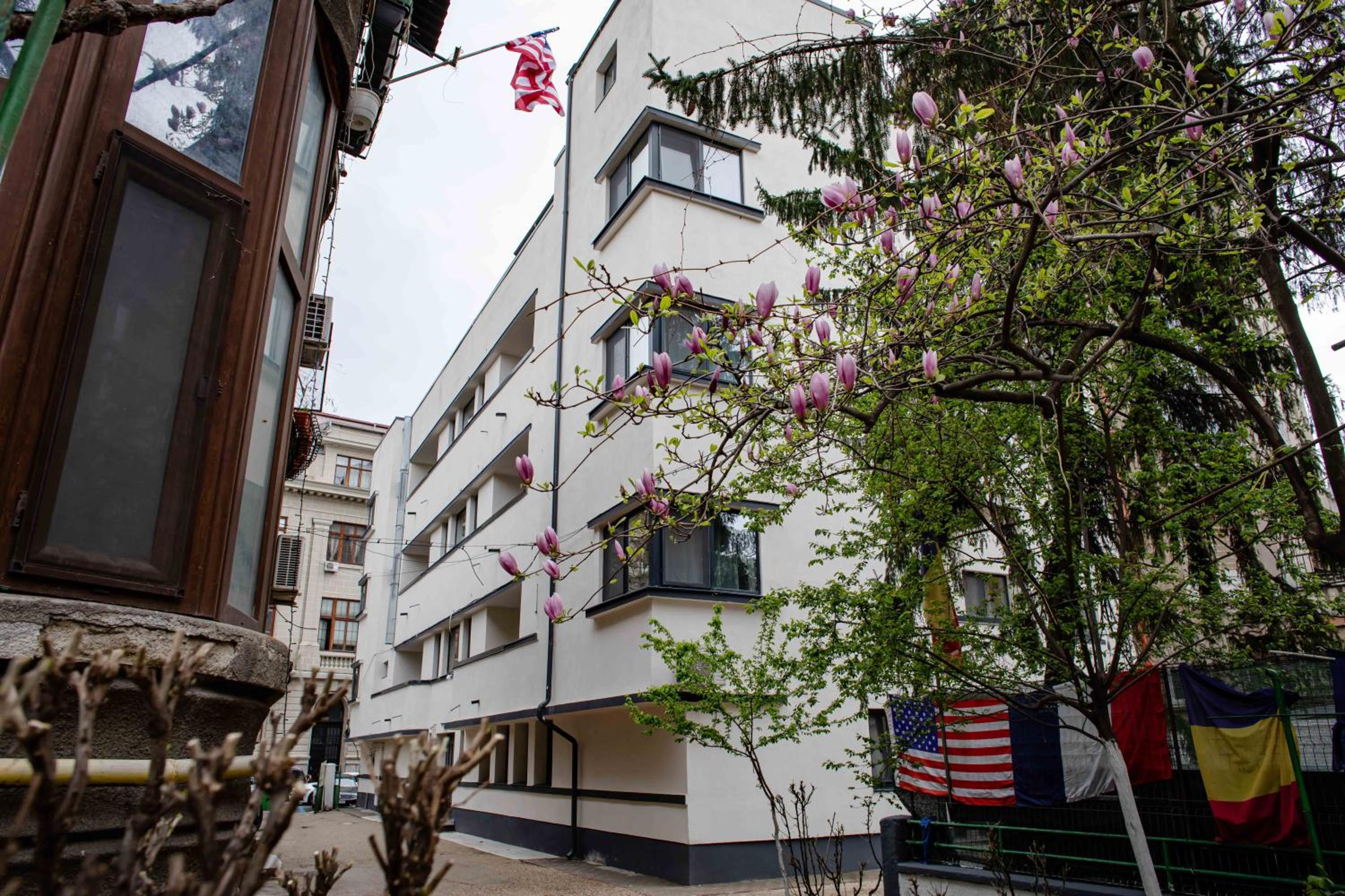 Beautiful new studios&apartments super central location