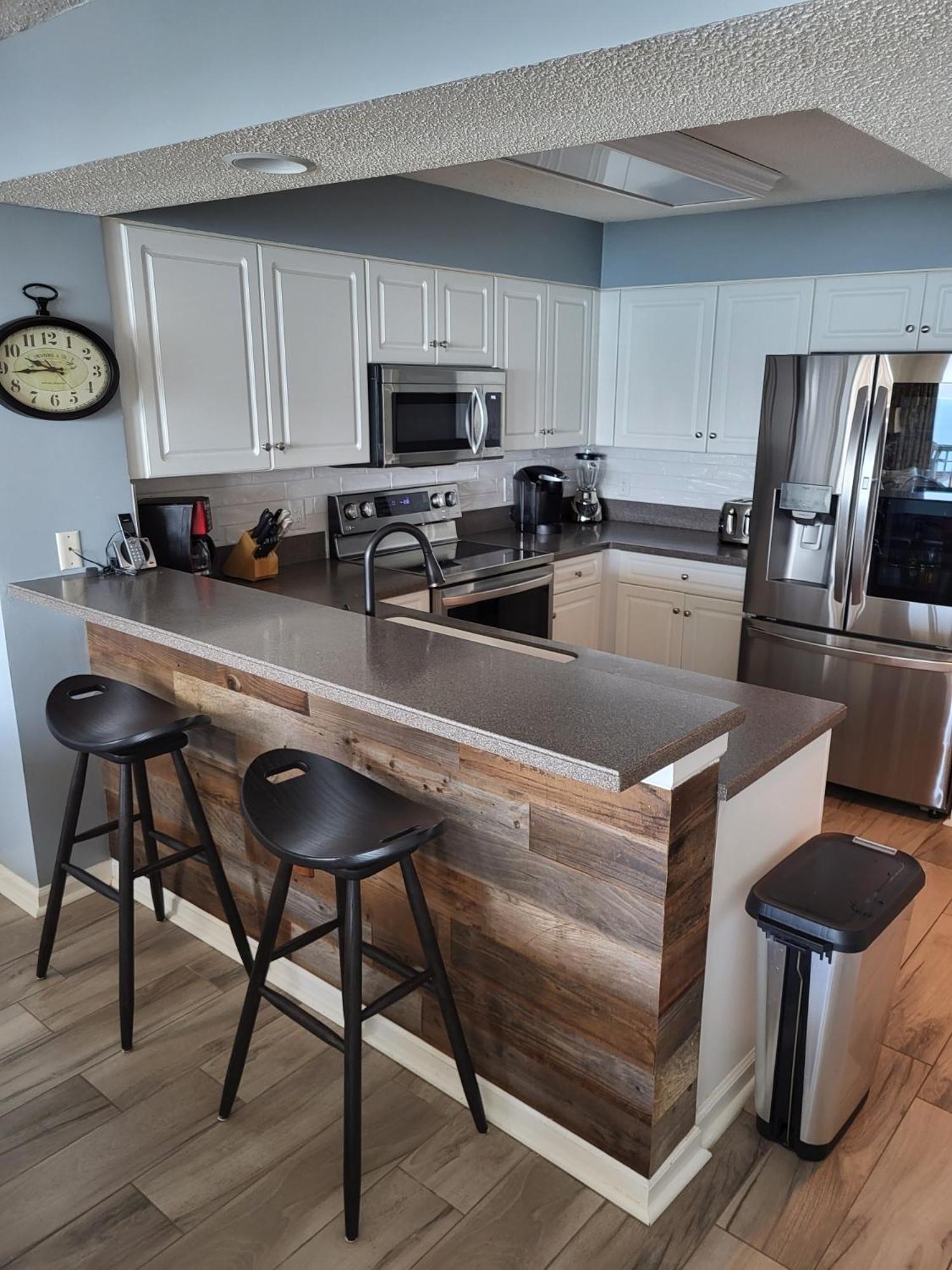 Ashworh 1001 Four Bedroom Condo Oceanfront 