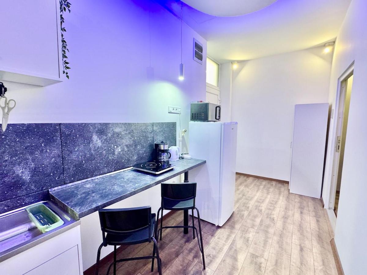 K87 Central Renovated 6BR