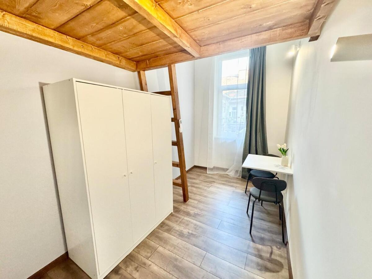 K87 Central Renovated 6BR