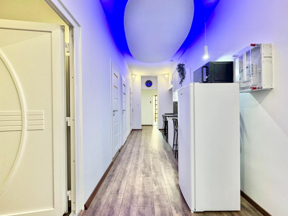 K87 Central Renovated 6BR