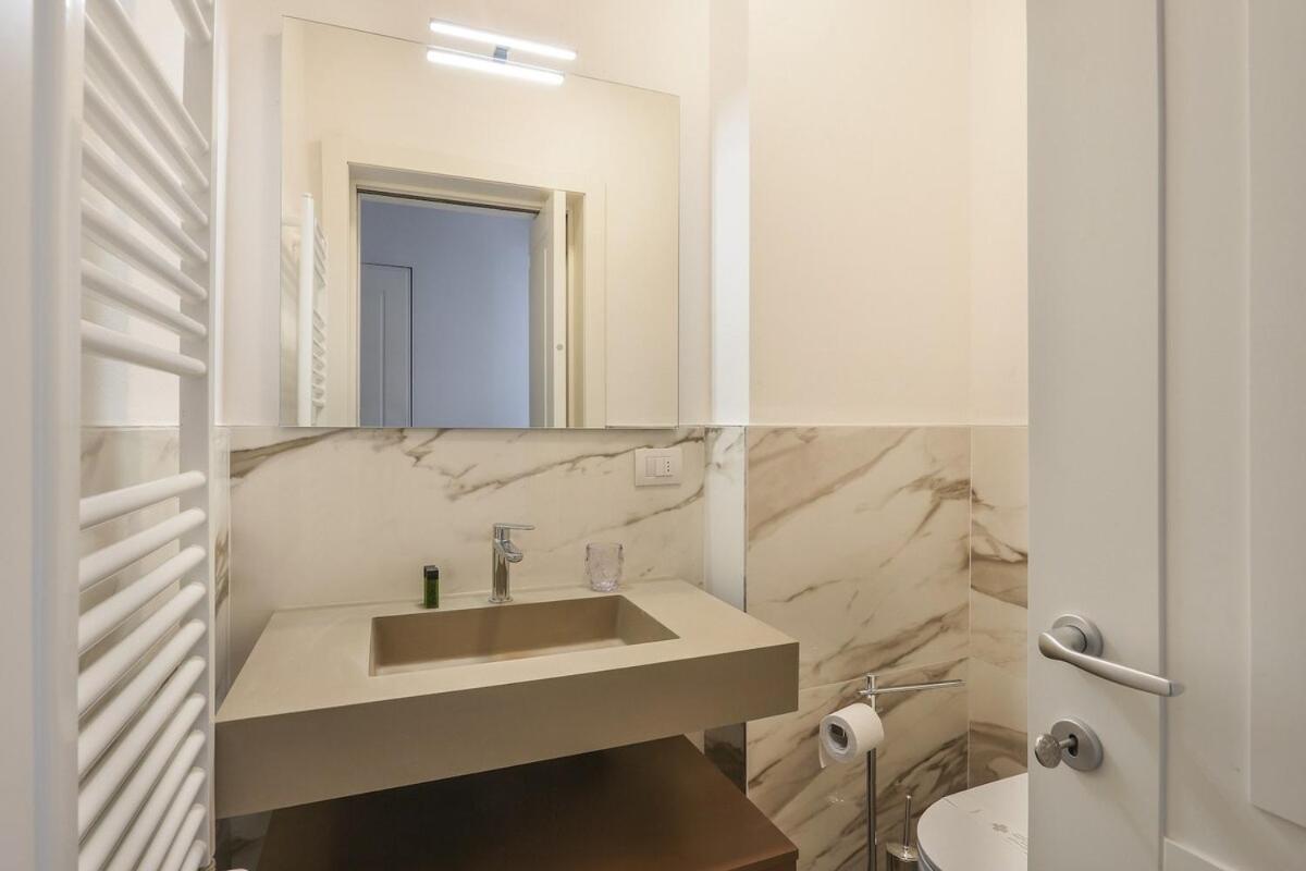 Modern Comfort in Florence