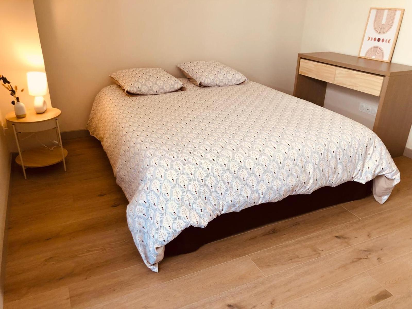 Maison moderne 3 chambres SPA-jacuzzi mai-septembre