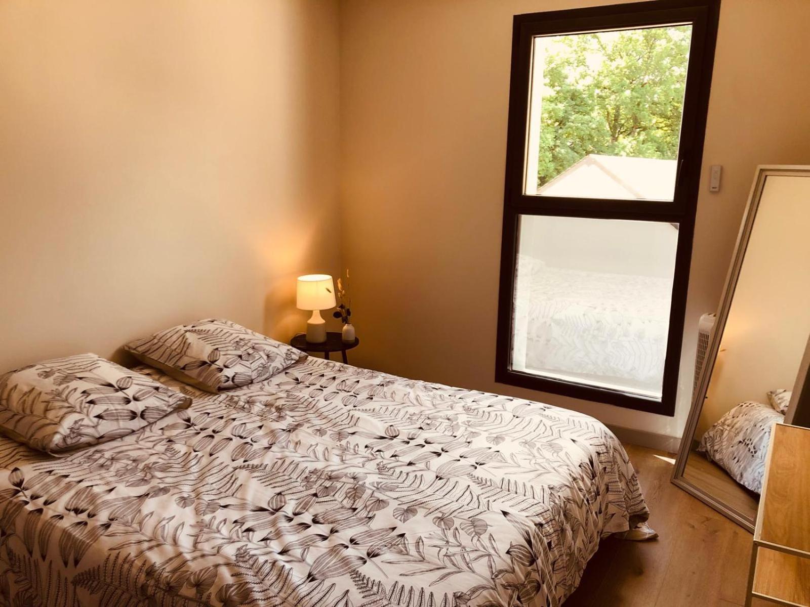 Maison moderne 3 chambres SPA-jacuzzi mai-septembre