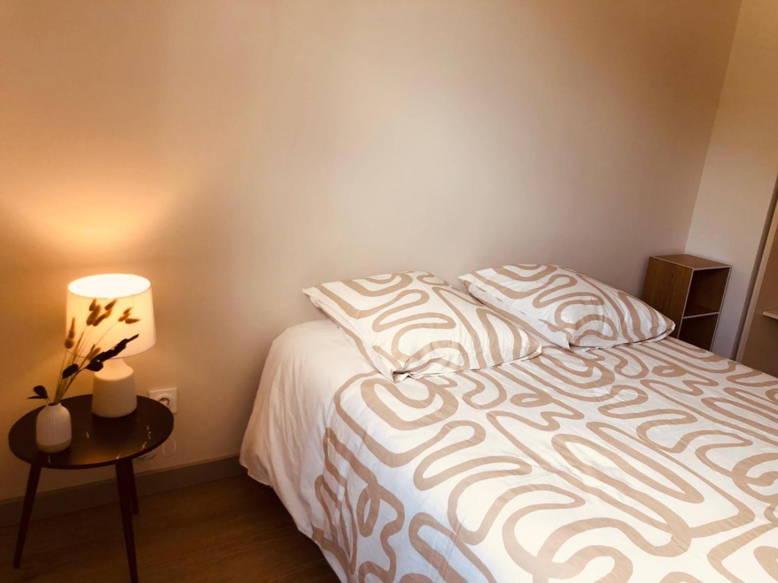 Maison moderne 3 chambres SPA-jacuzzi mai-septembre