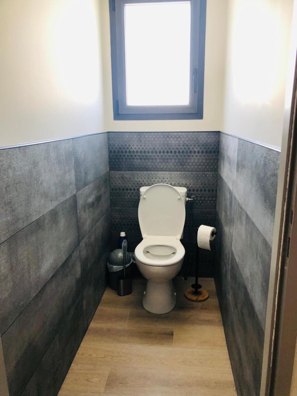 Maison moderne 3 chambres SPA-jacuzzi mai-septembre