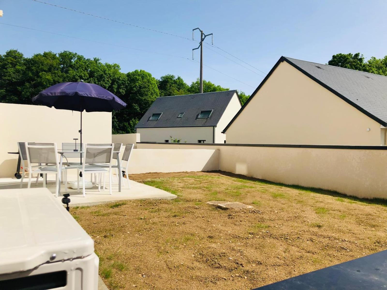 Maison moderne 3 chambres SPA-jacuzzi mai-septembre