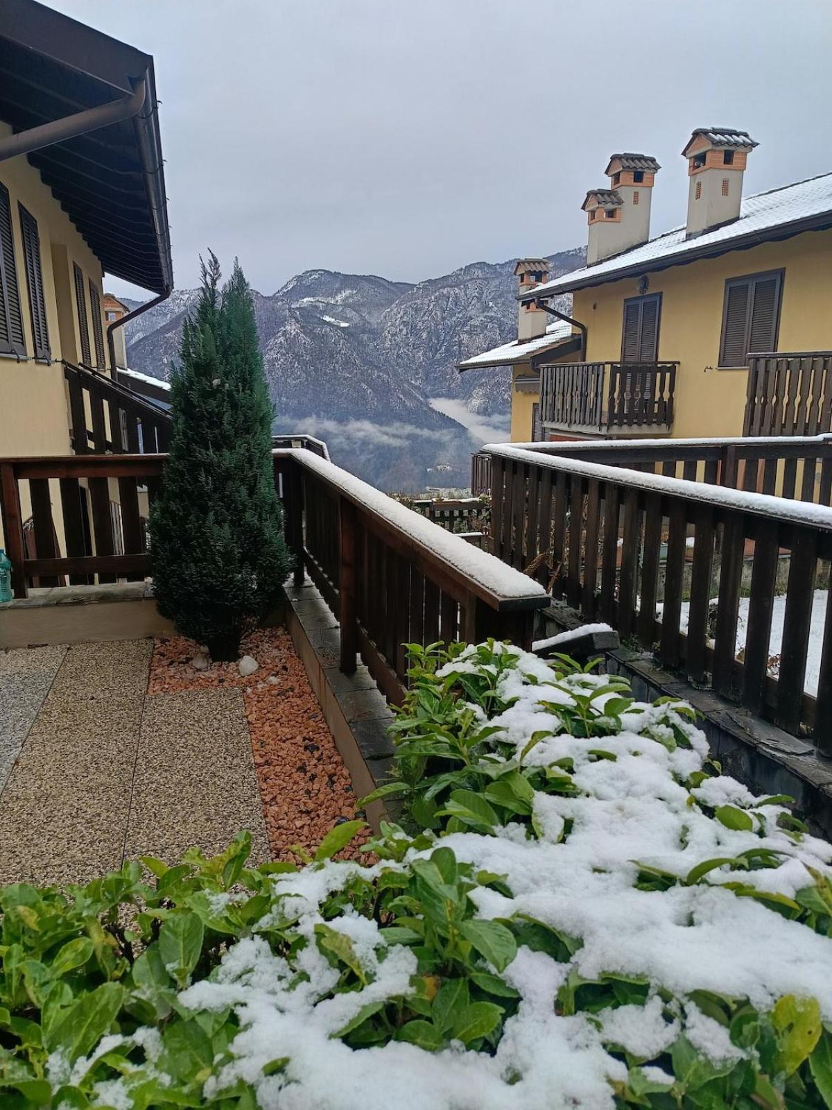 HOST4U - BLONDIE CHALET Prealps Apartment