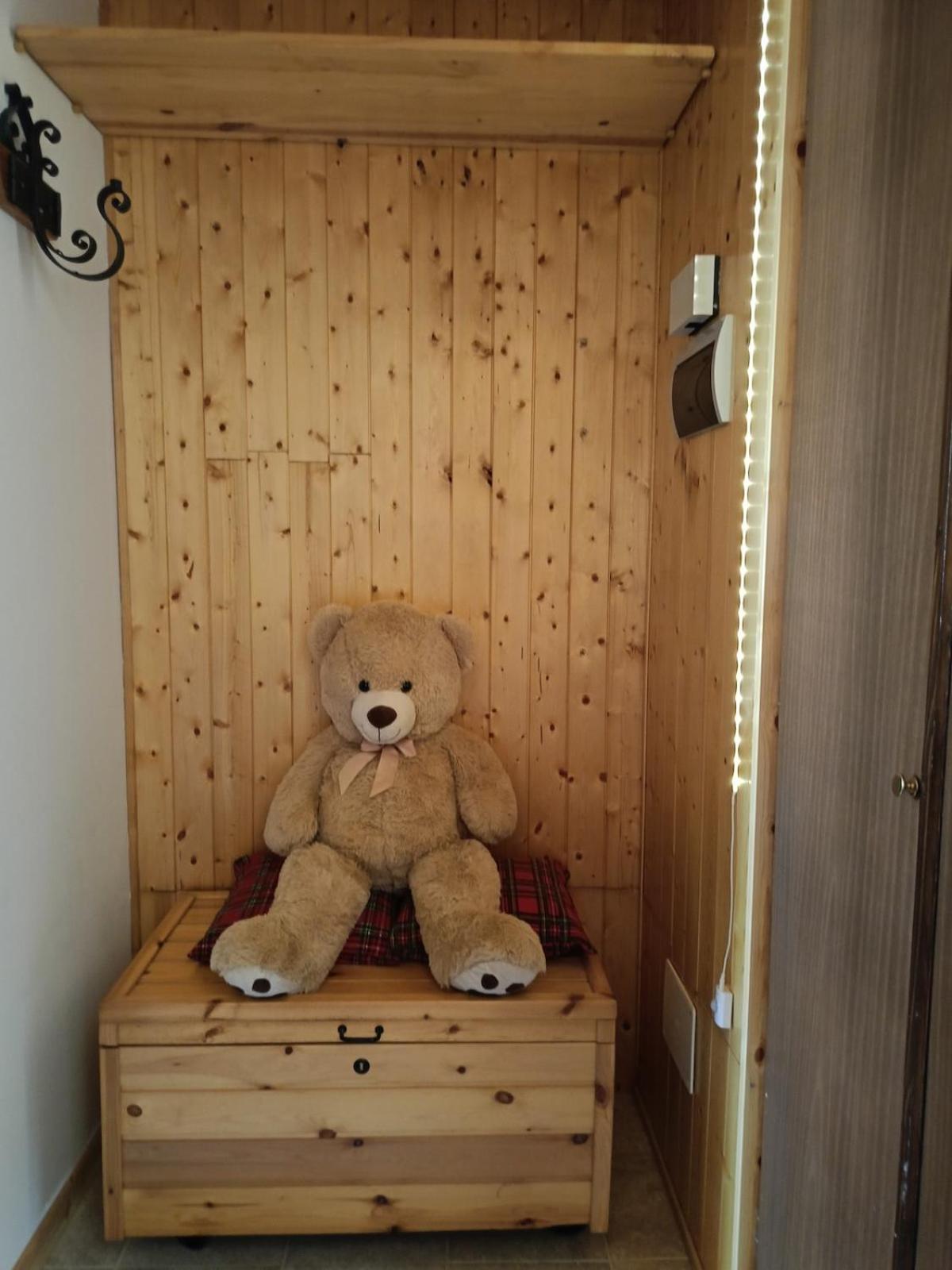 HOST4U - BLONDIE CHALET Prealps Apartment