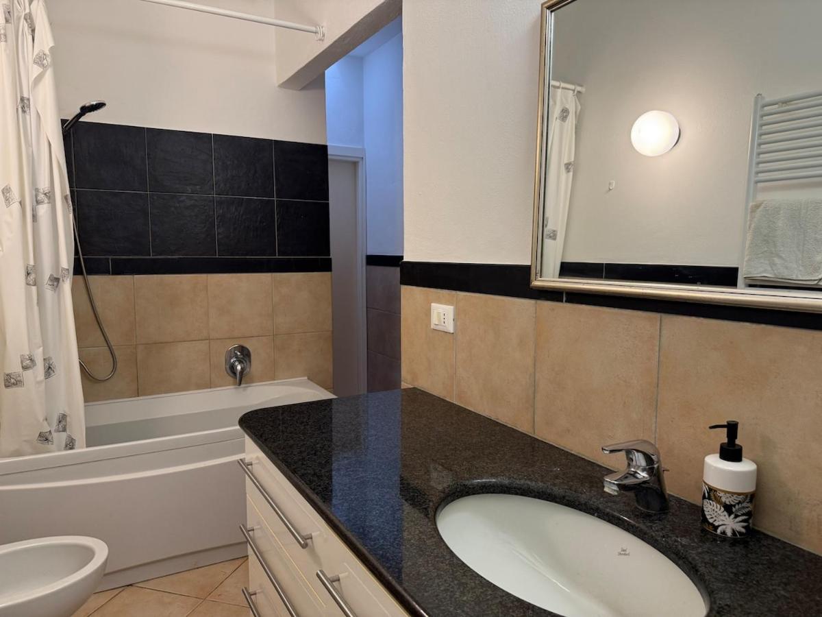 HOST4U - VILLA CUCCARELLO with Stunning View on The Valley