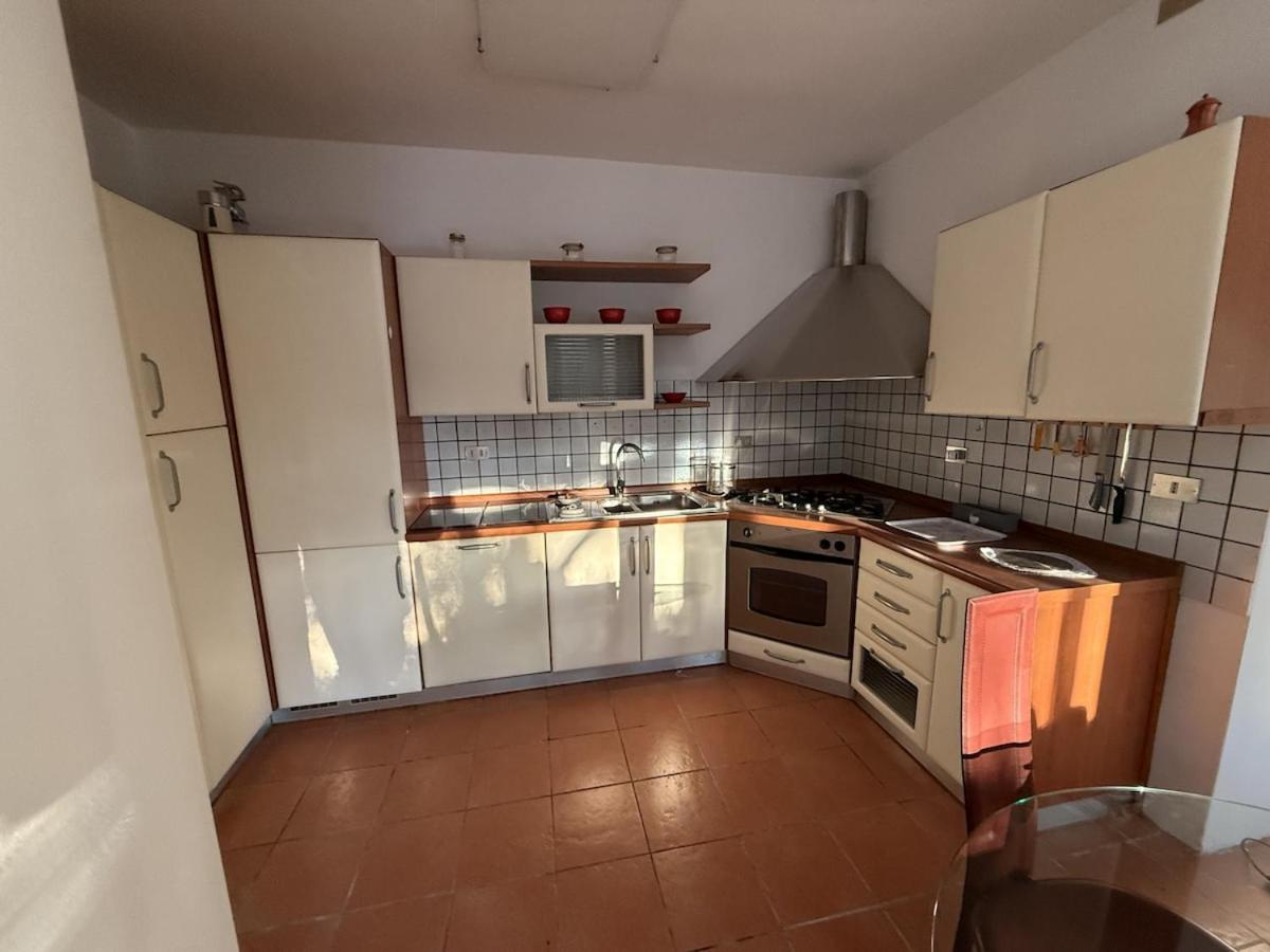 HOST4U - PAOLETTE Oasi Verde di Piacere a pochi minuti dal Lago di Garda