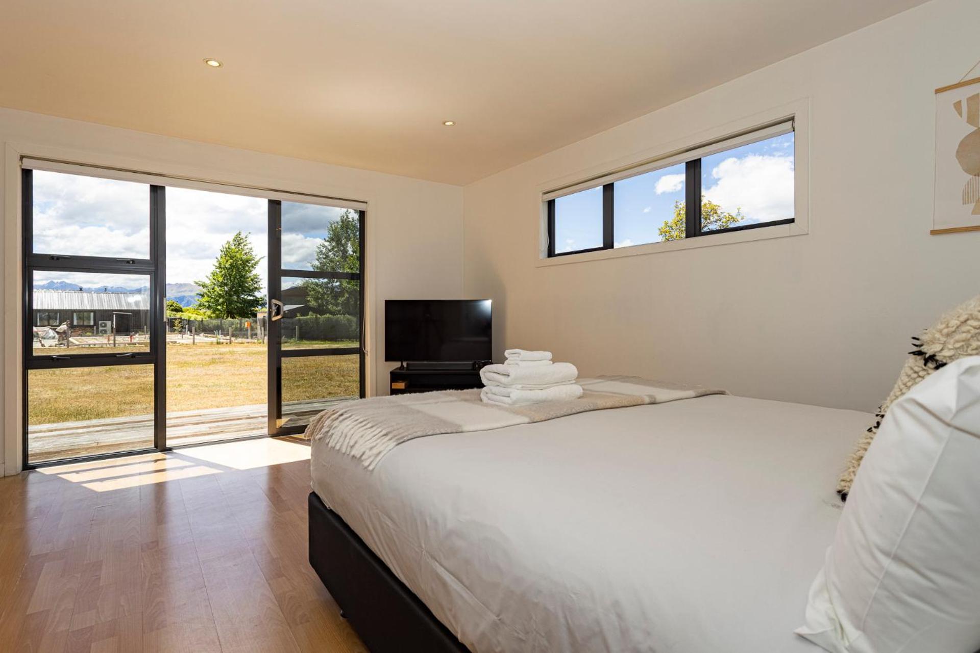 Wanaka Retreat Sauna & Mountain Views