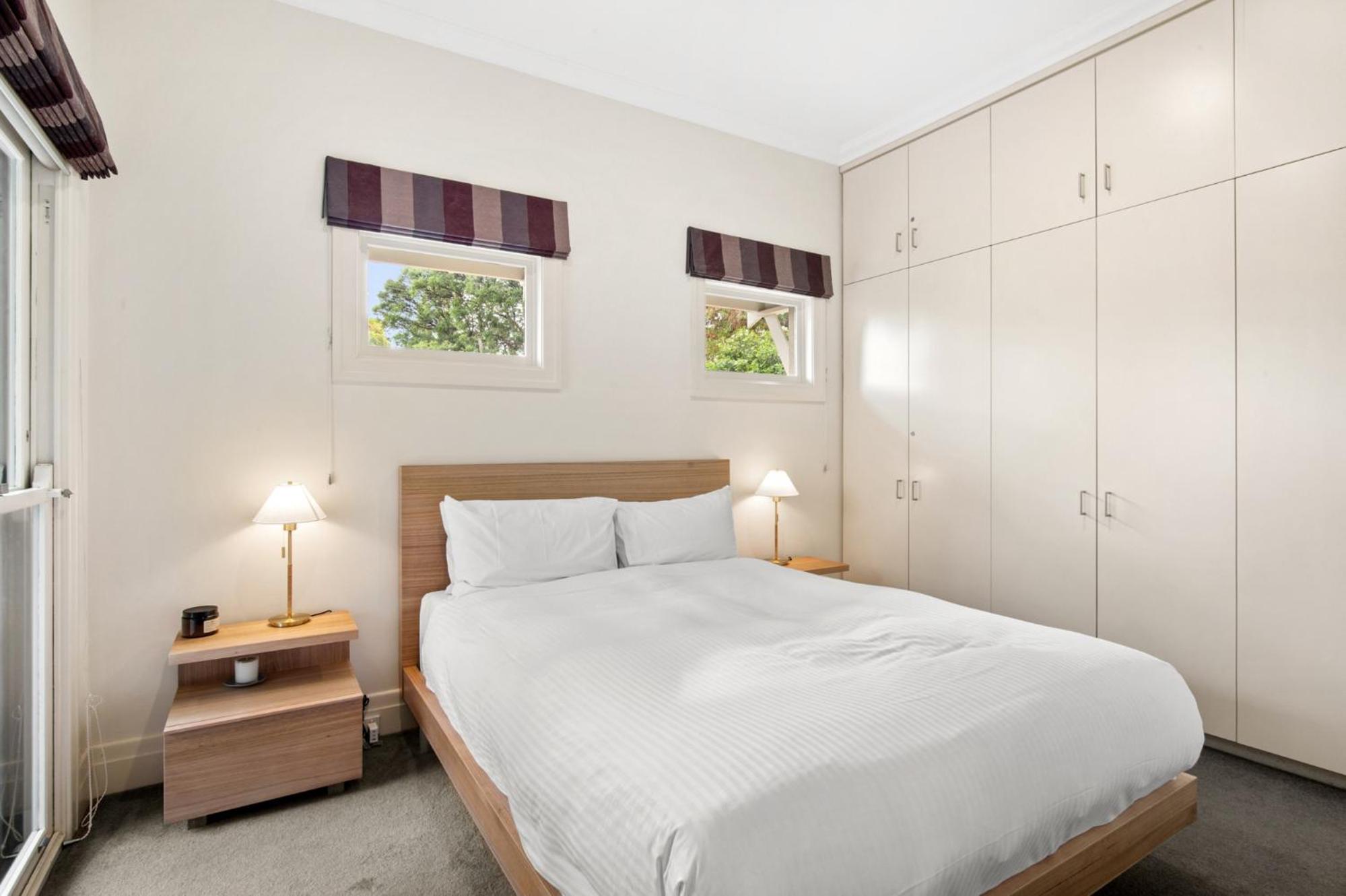 Wellness Escape- 1 Bed Home with Studio & Sauna