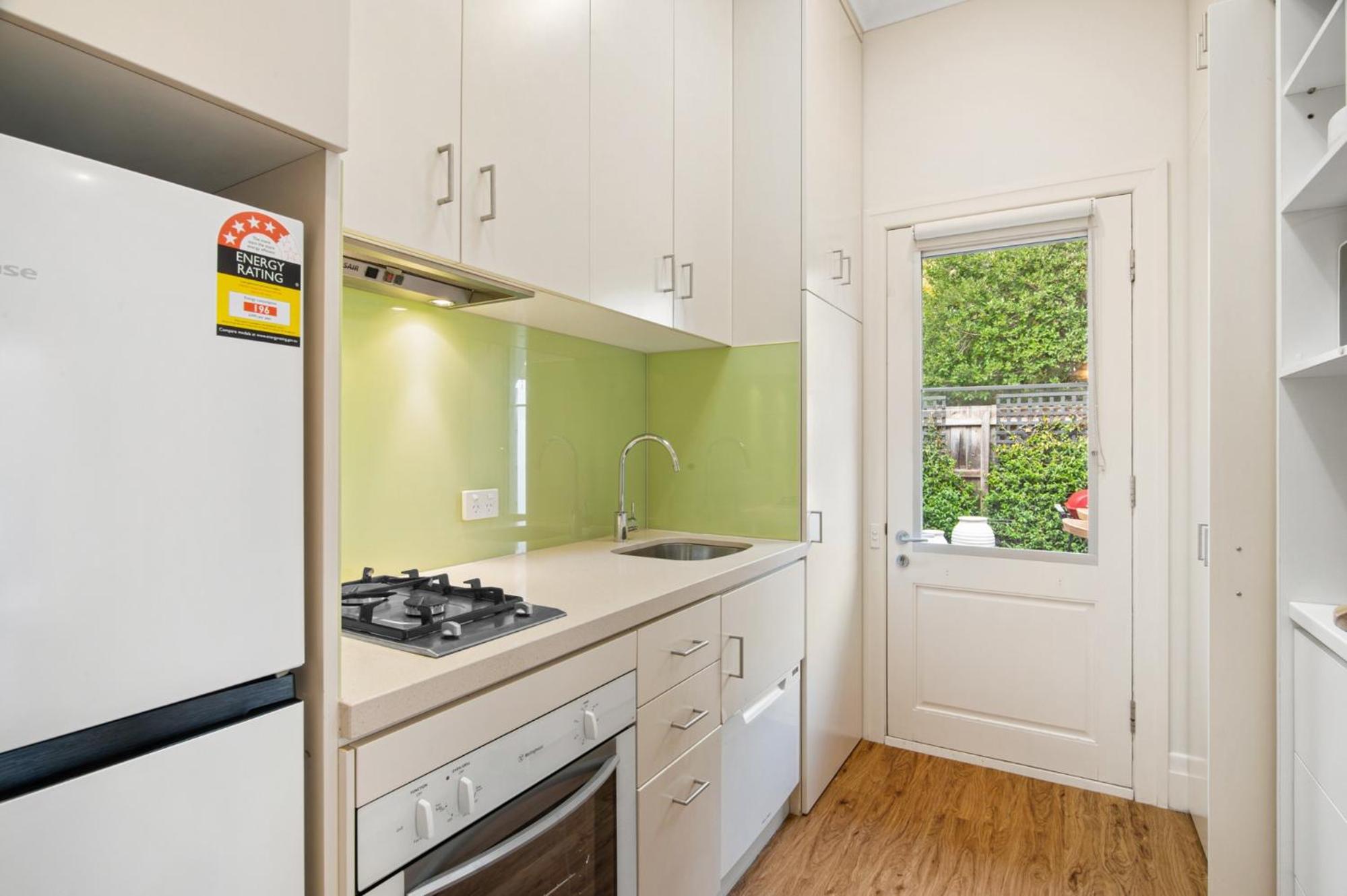 Wellness Escape- 1 Bed Home with Studio & Sauna