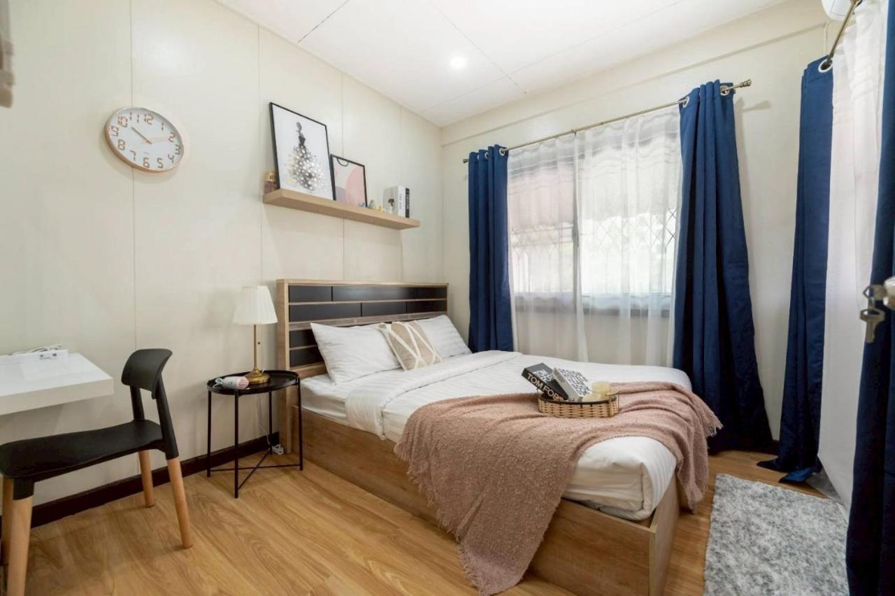 GM7 - Private House Downtown 2mins walk to metro
