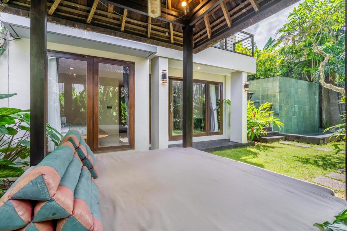 Massive 3BR Luxury Pool Mansion in Perrerenan