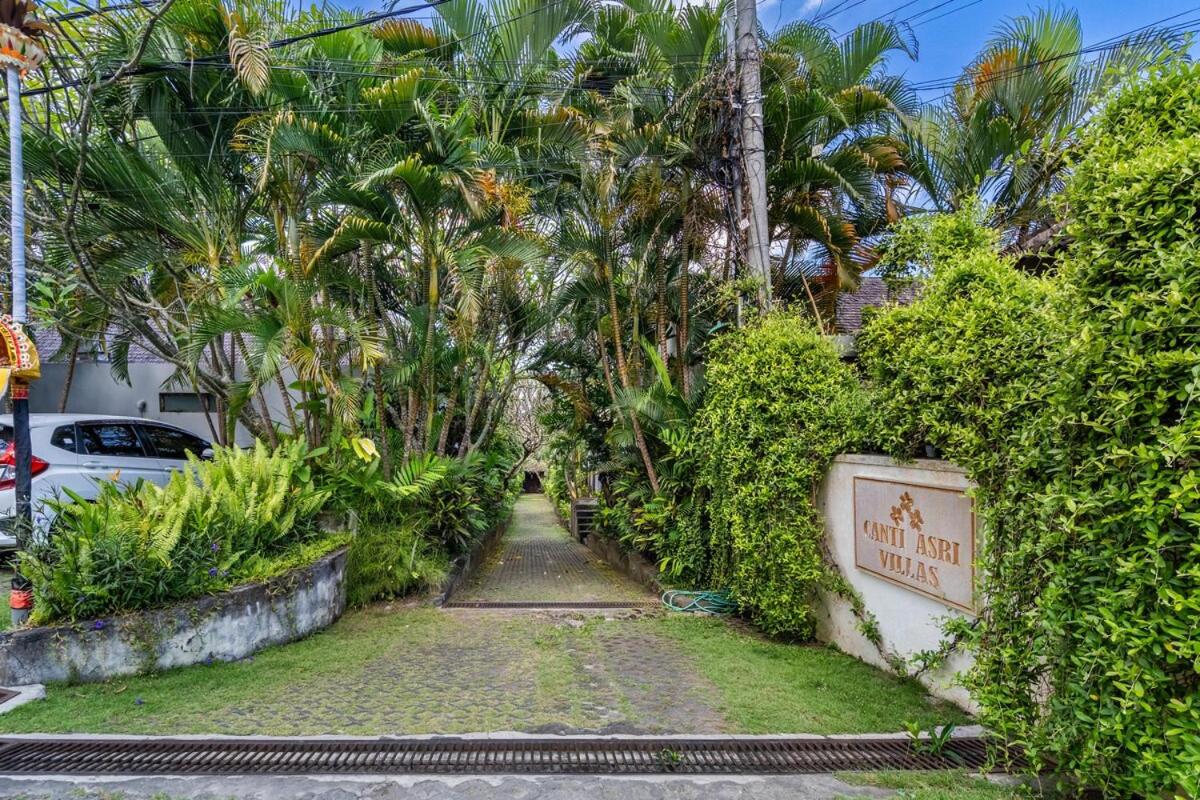Massive 3BR Luxury Pool Mansion in Perrerenan