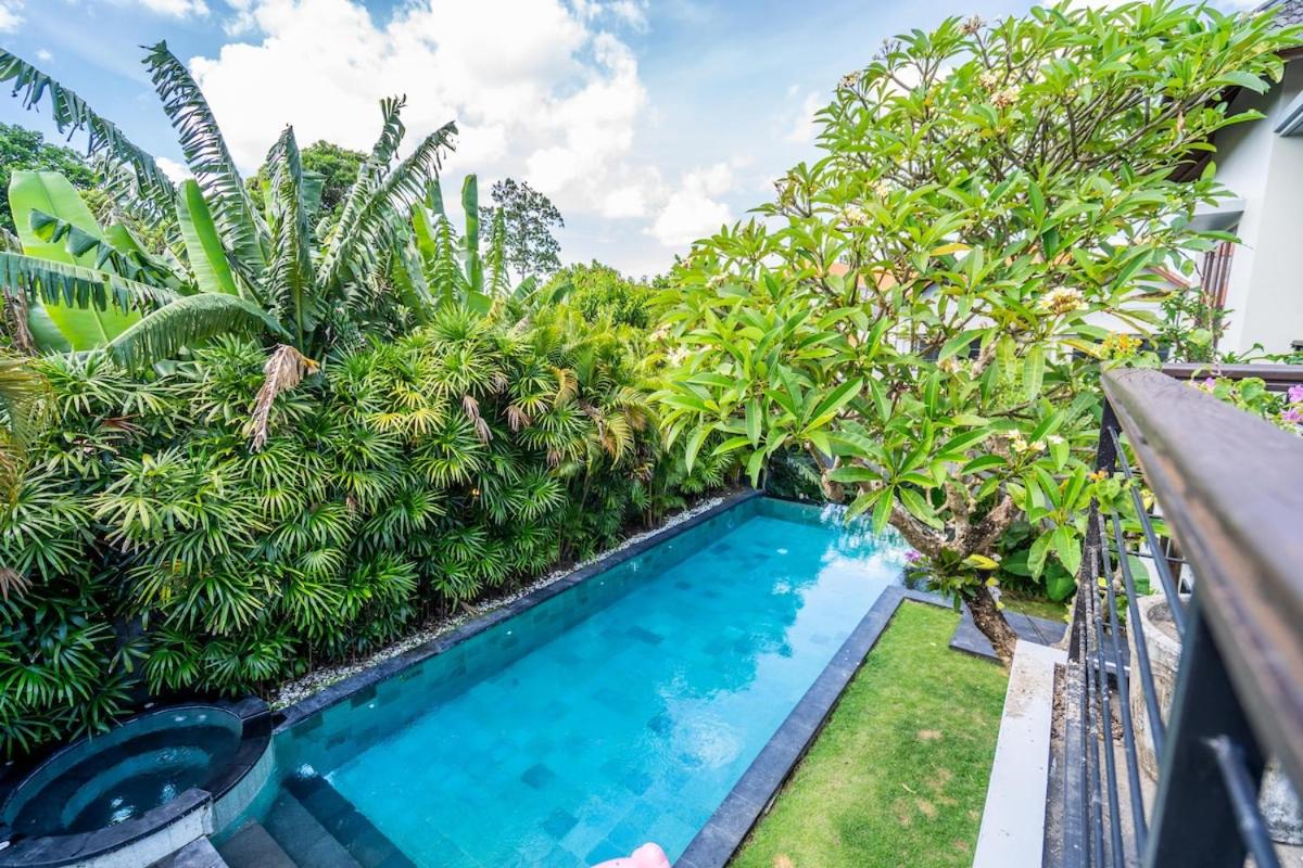 Massive 3BR Luxury Pool Mansion in Perrerenan