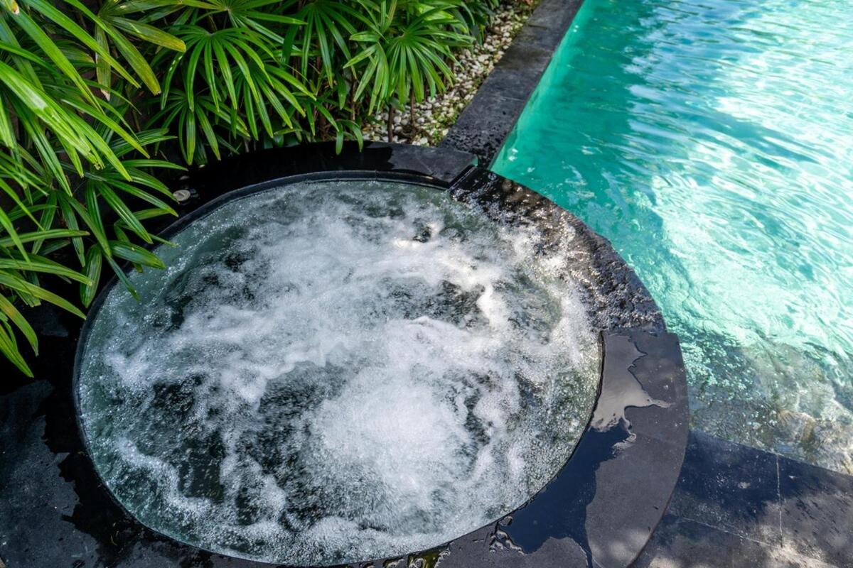 Massive 3BR Luxury Pool Mansion in Perrerenan