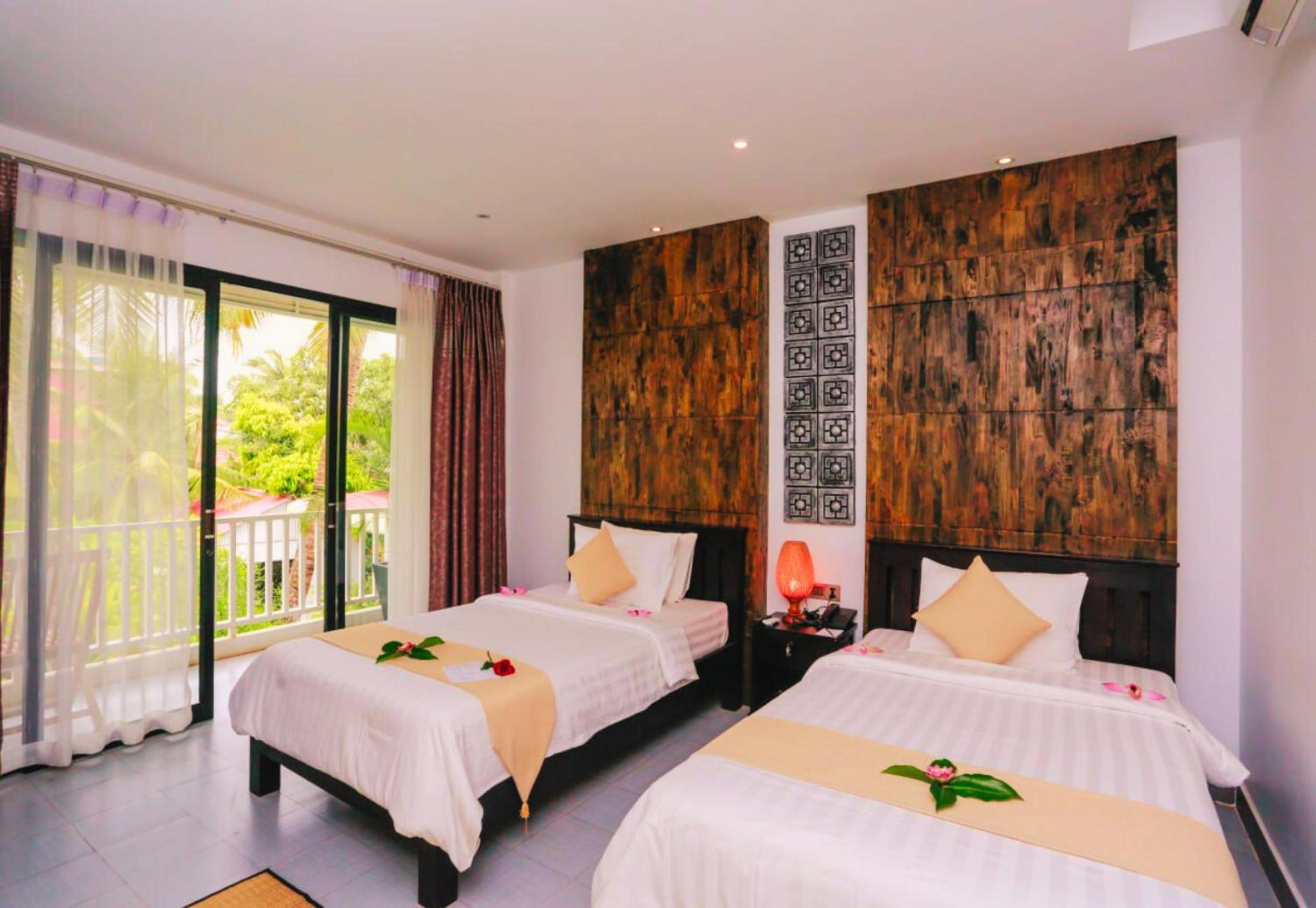 Angkor Home 27