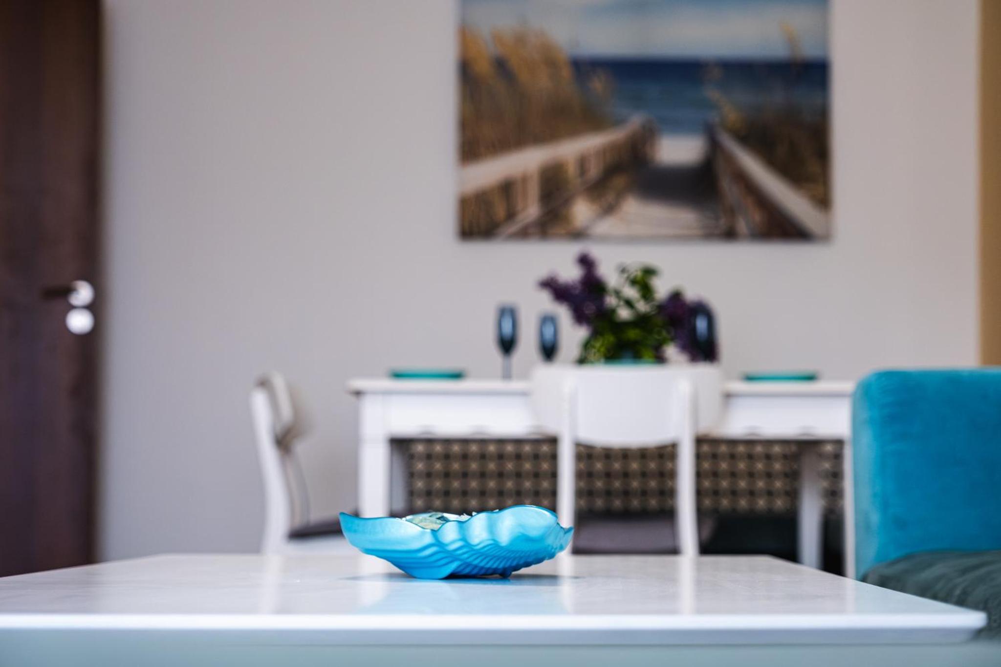 Luxury apartment with sea view,FREE parking!
