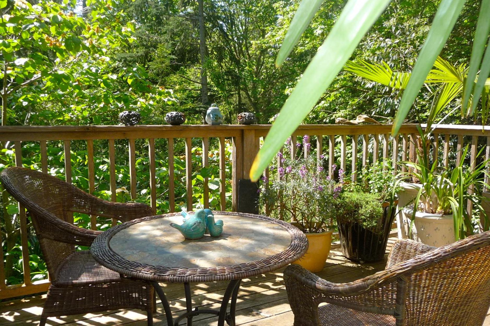 Magnolia Petal - Image 4