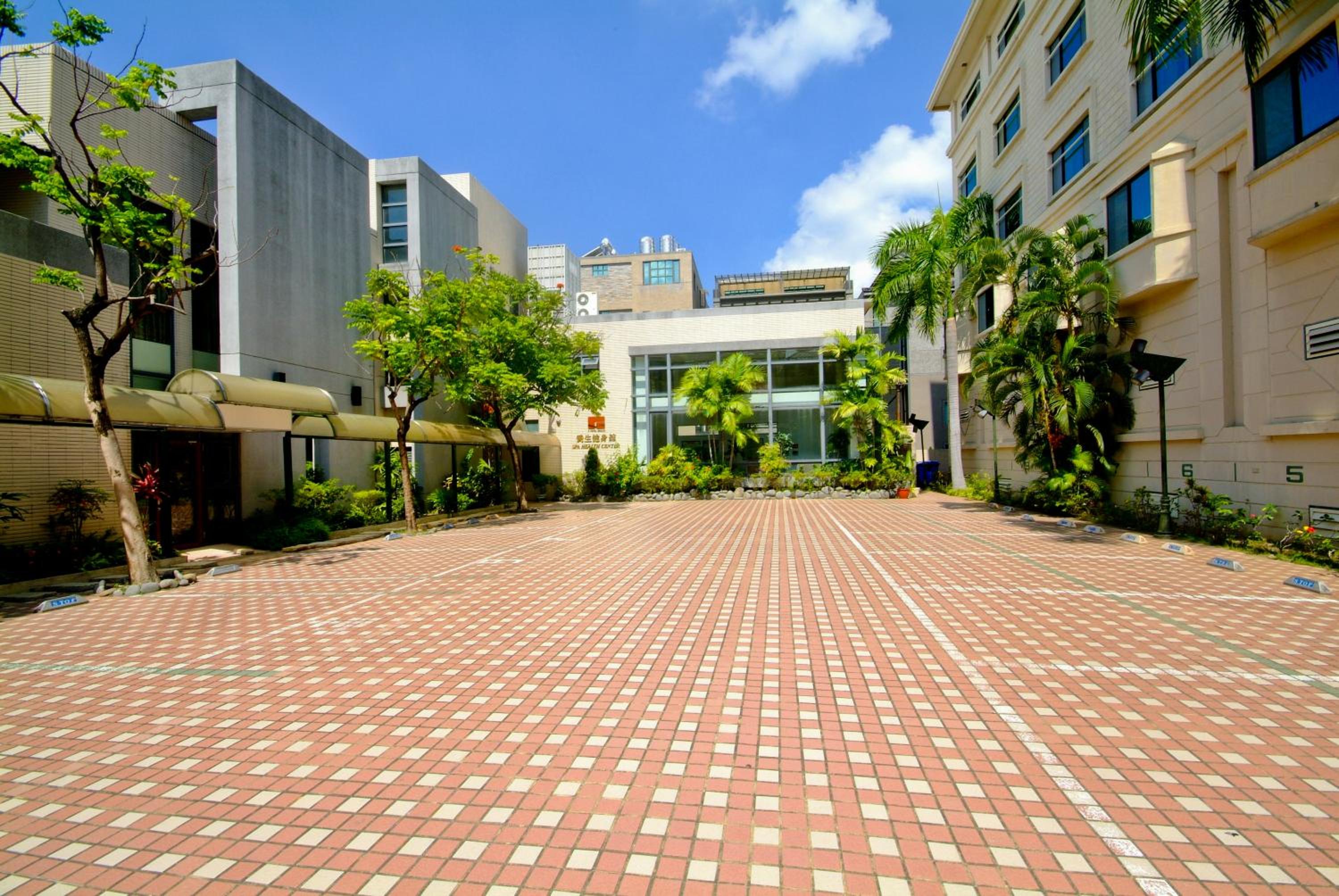 F Hotel Tainan- Pet-friendly