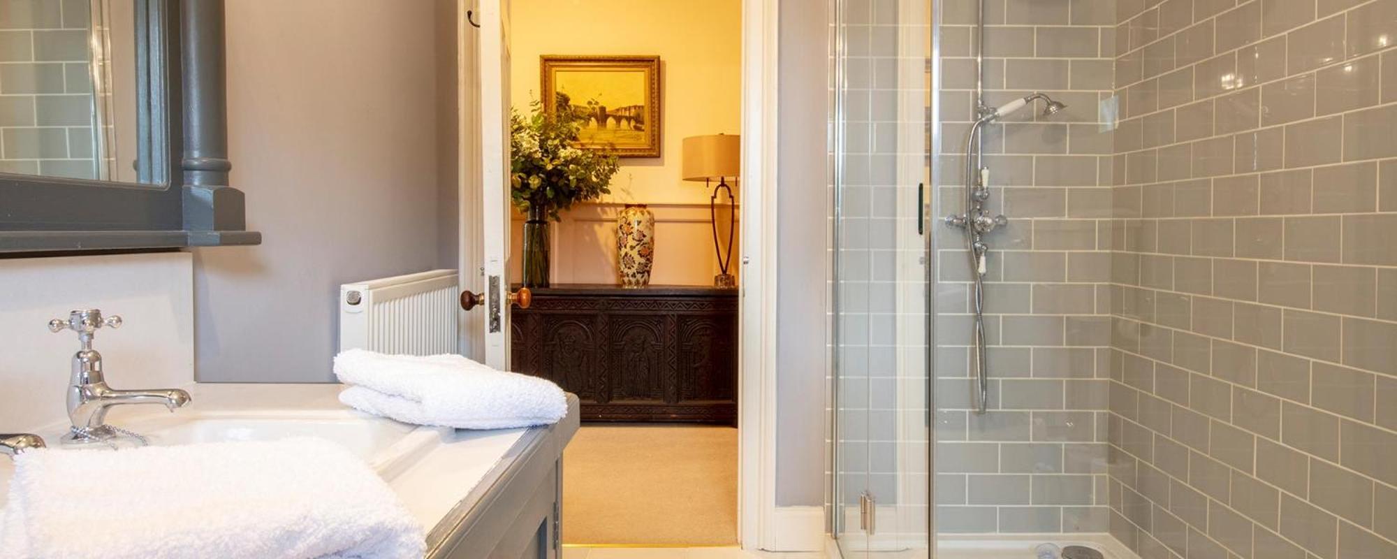 LM Manor B&B