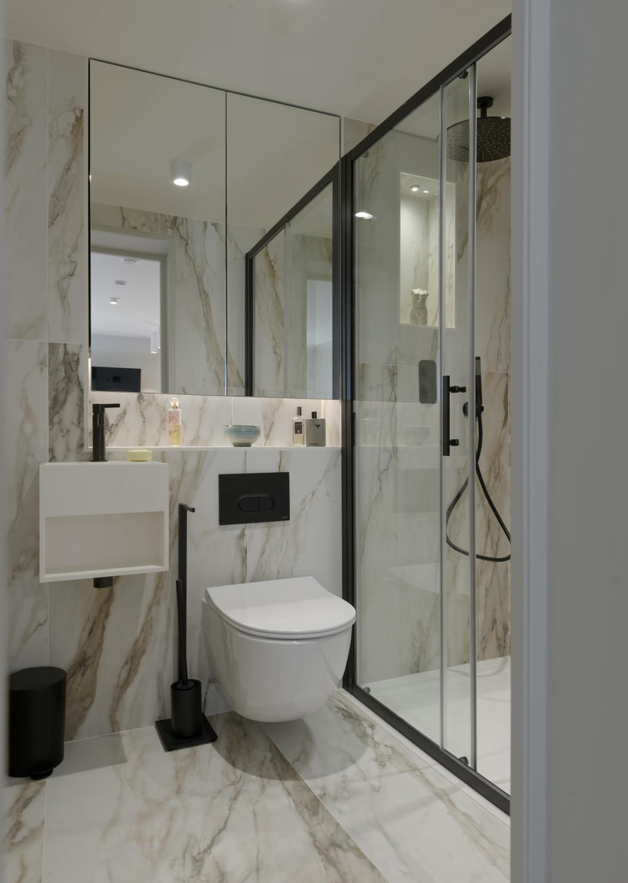 South Kensington Studios by D'Montrio