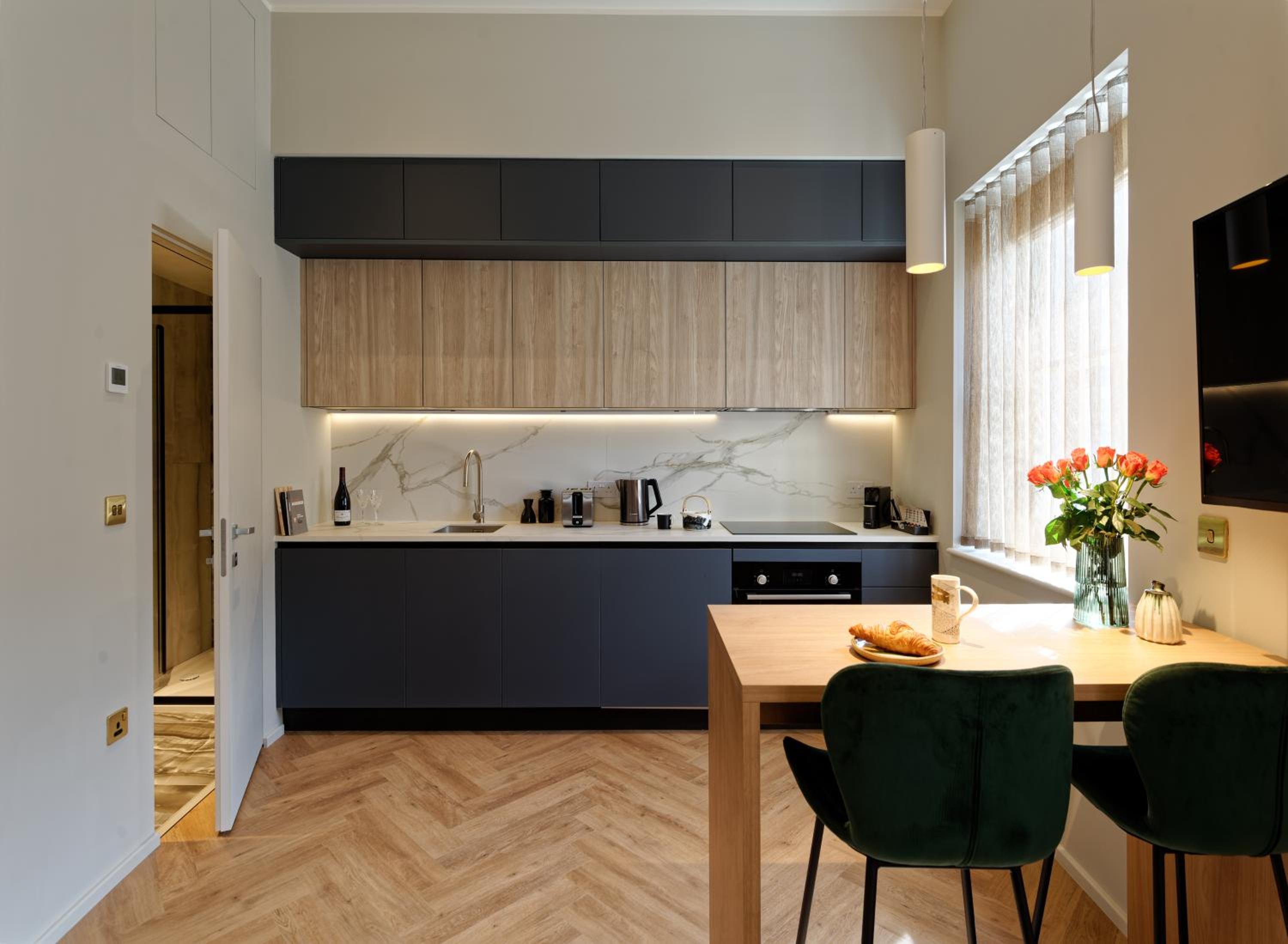 South Kensington Studios by D'Montrio