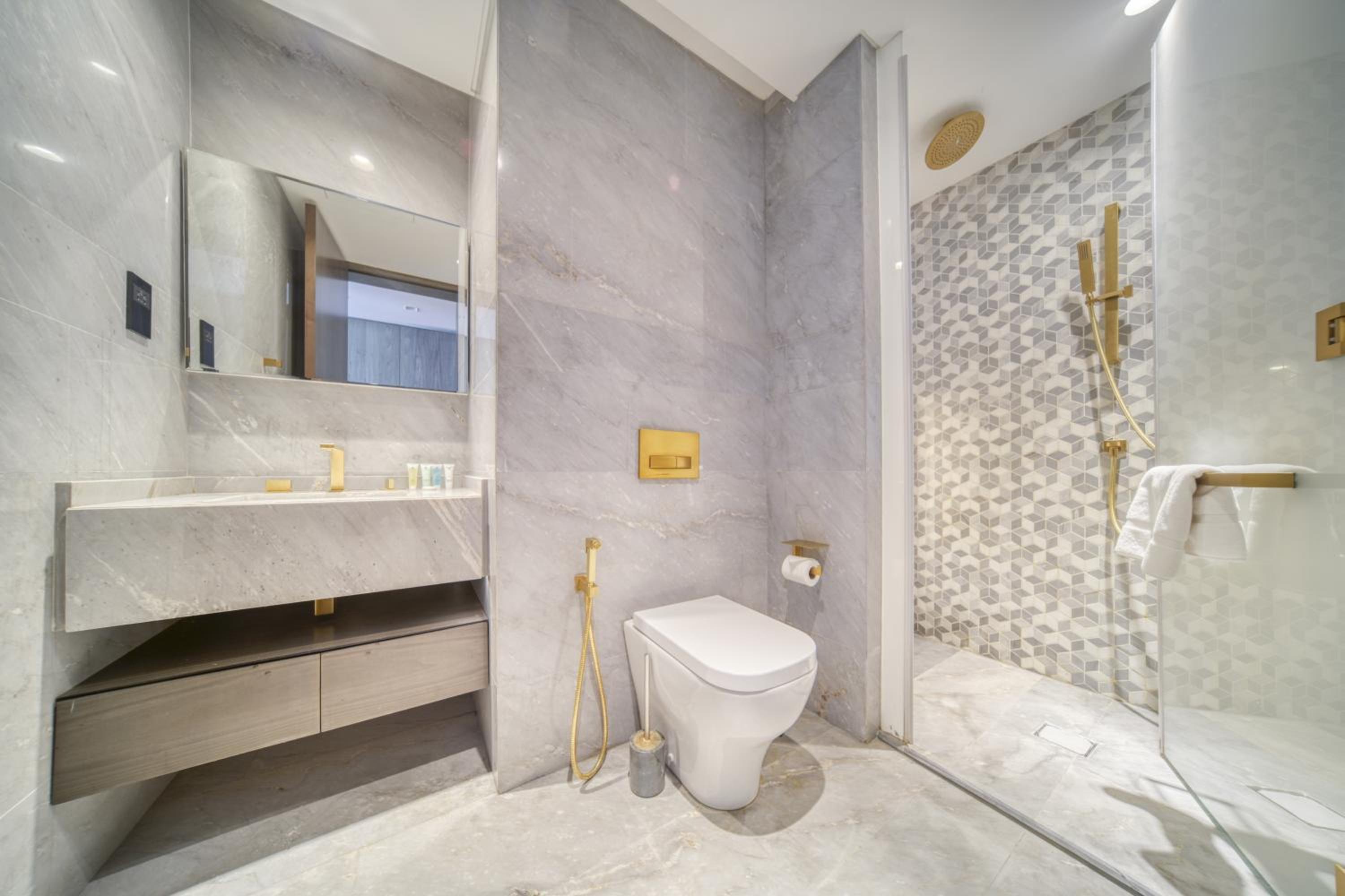 FIVE Palm Jumeirah Residences - Mint Stay