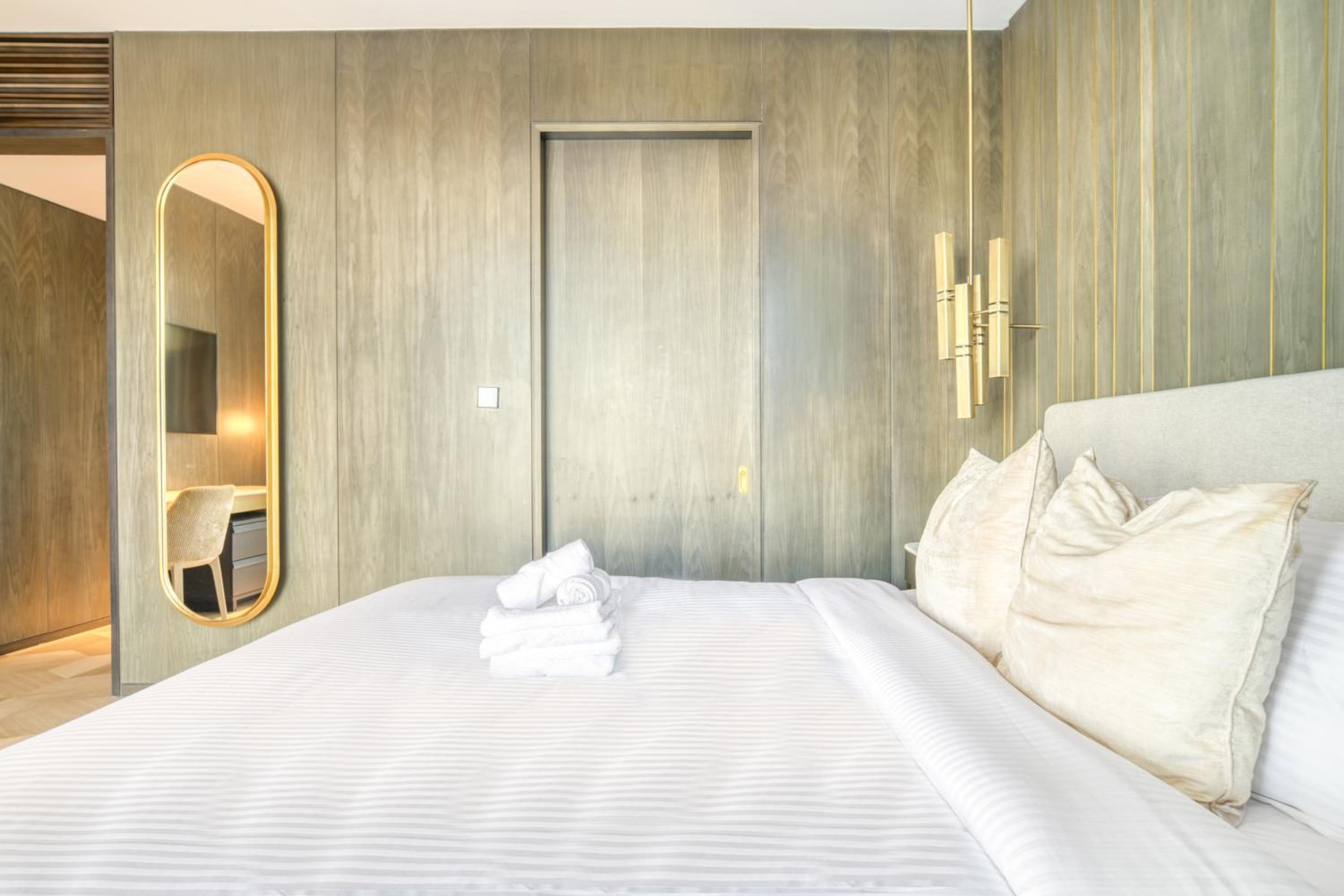 FIVE Palm Jumeirah Residences - Mint Stay