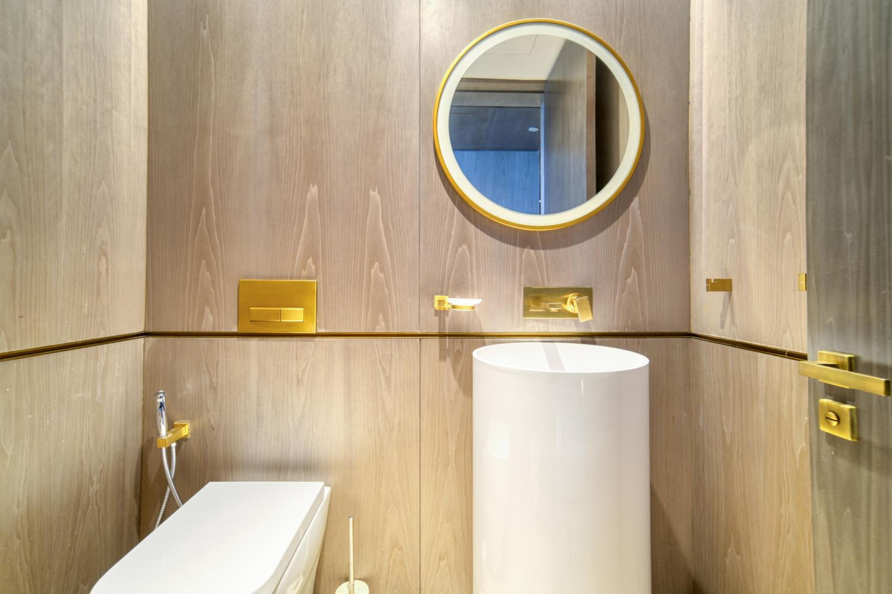 FIVE Palm Jumeirah Residences - Mint Stay