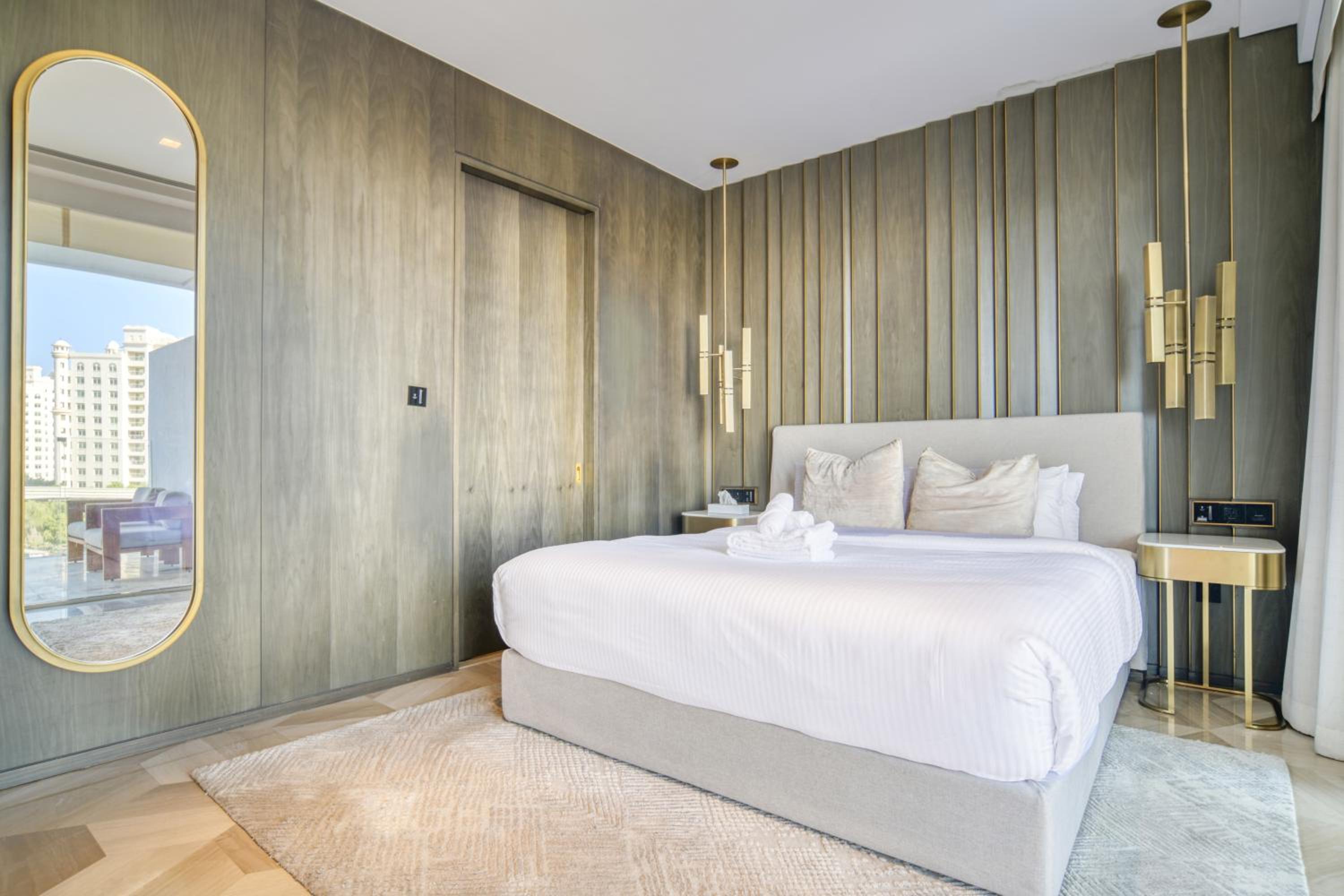 FIVE Palm Jumeirah Residences - Mint Stay