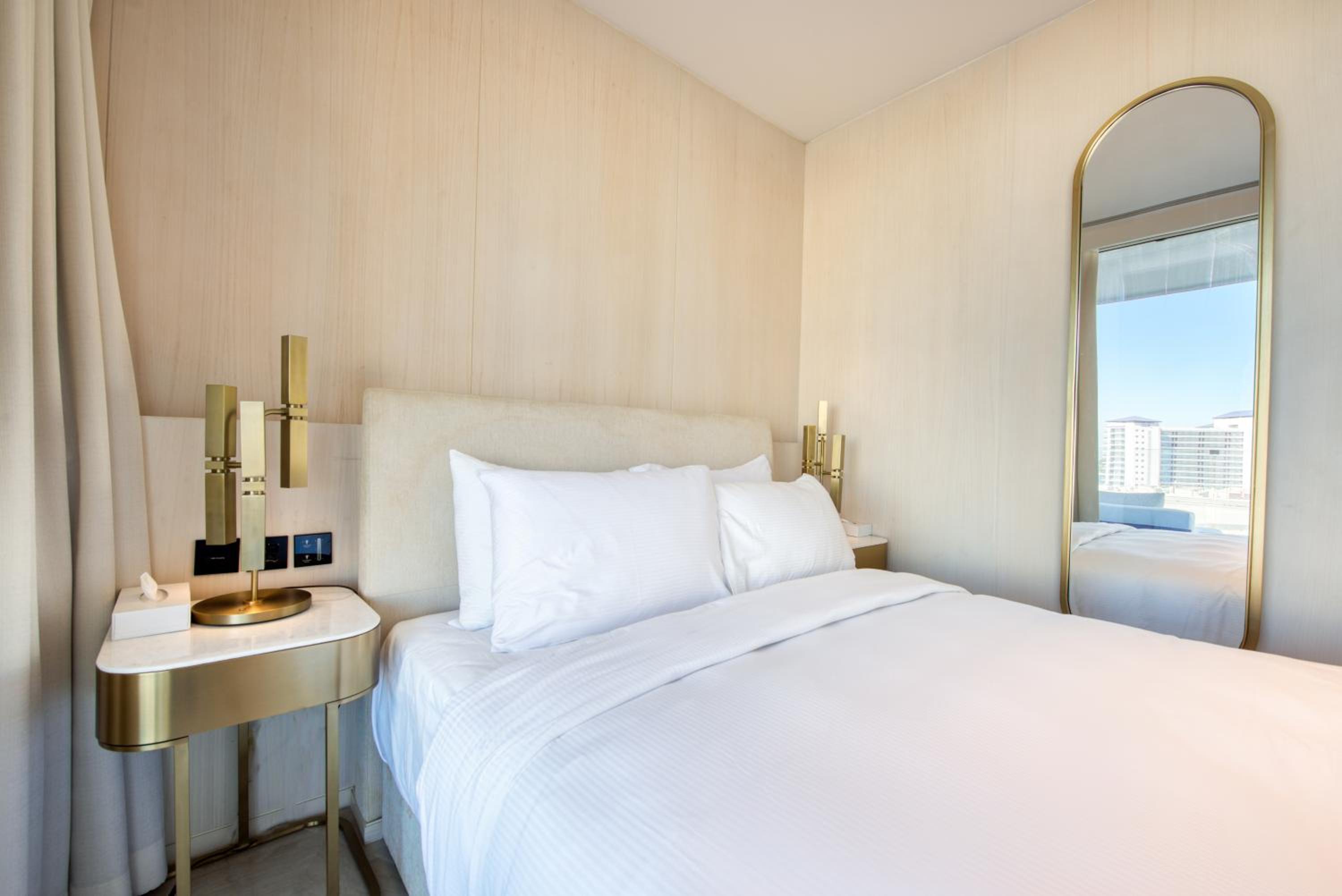 FIVE Palm Jumeirah Residences - Mint Stay