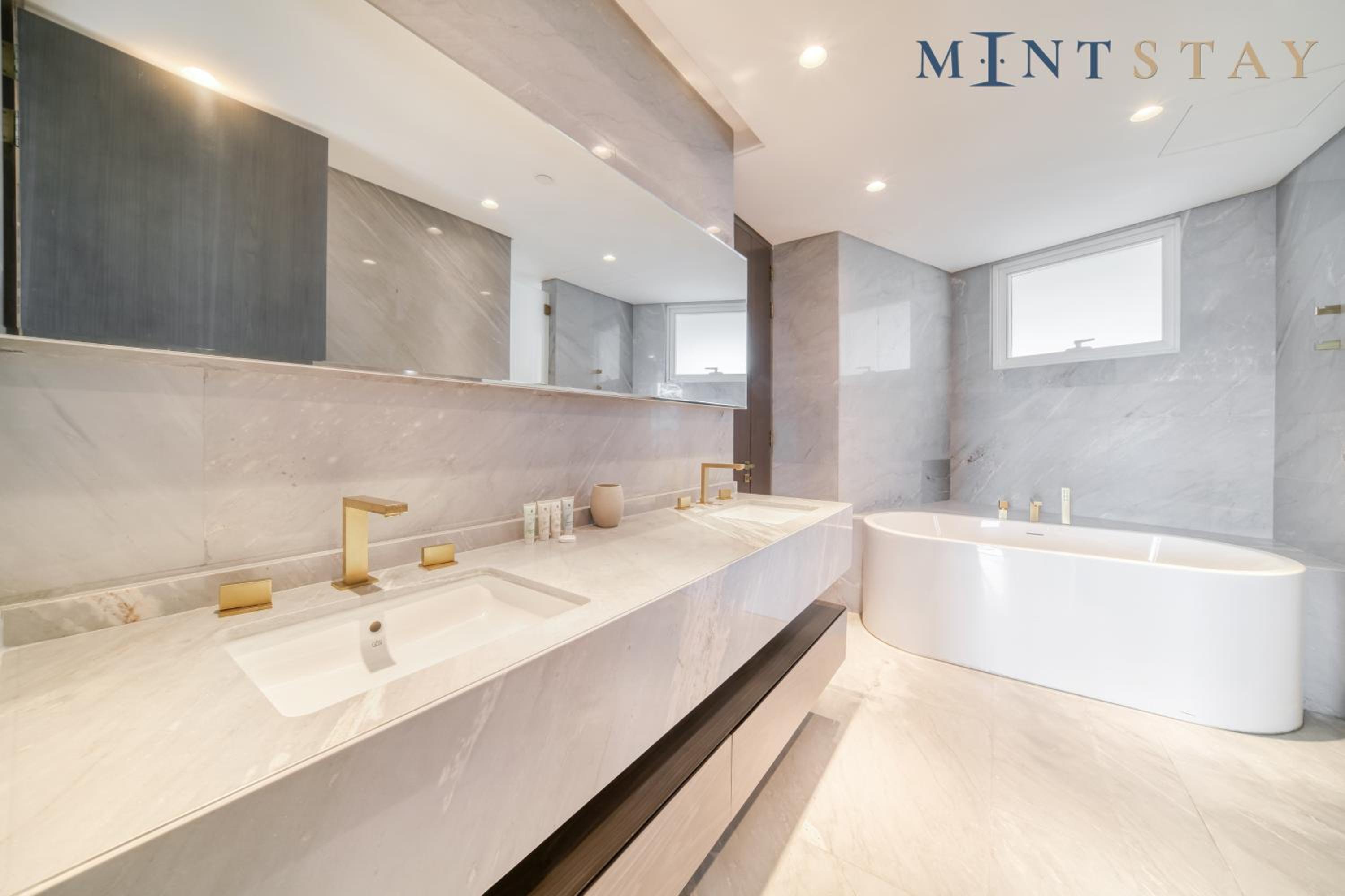FIVE Palm Jumeirah Residences - Mint Stay