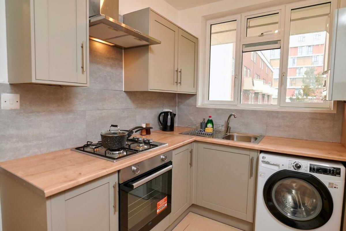 Elegant 3-Bed flat in Bayswater!