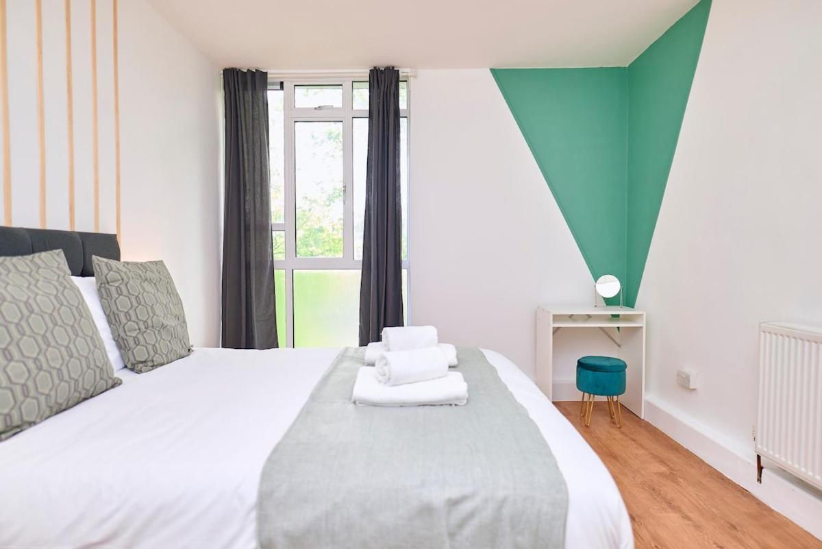 Elegant 3-Bed flat in Bayswater!